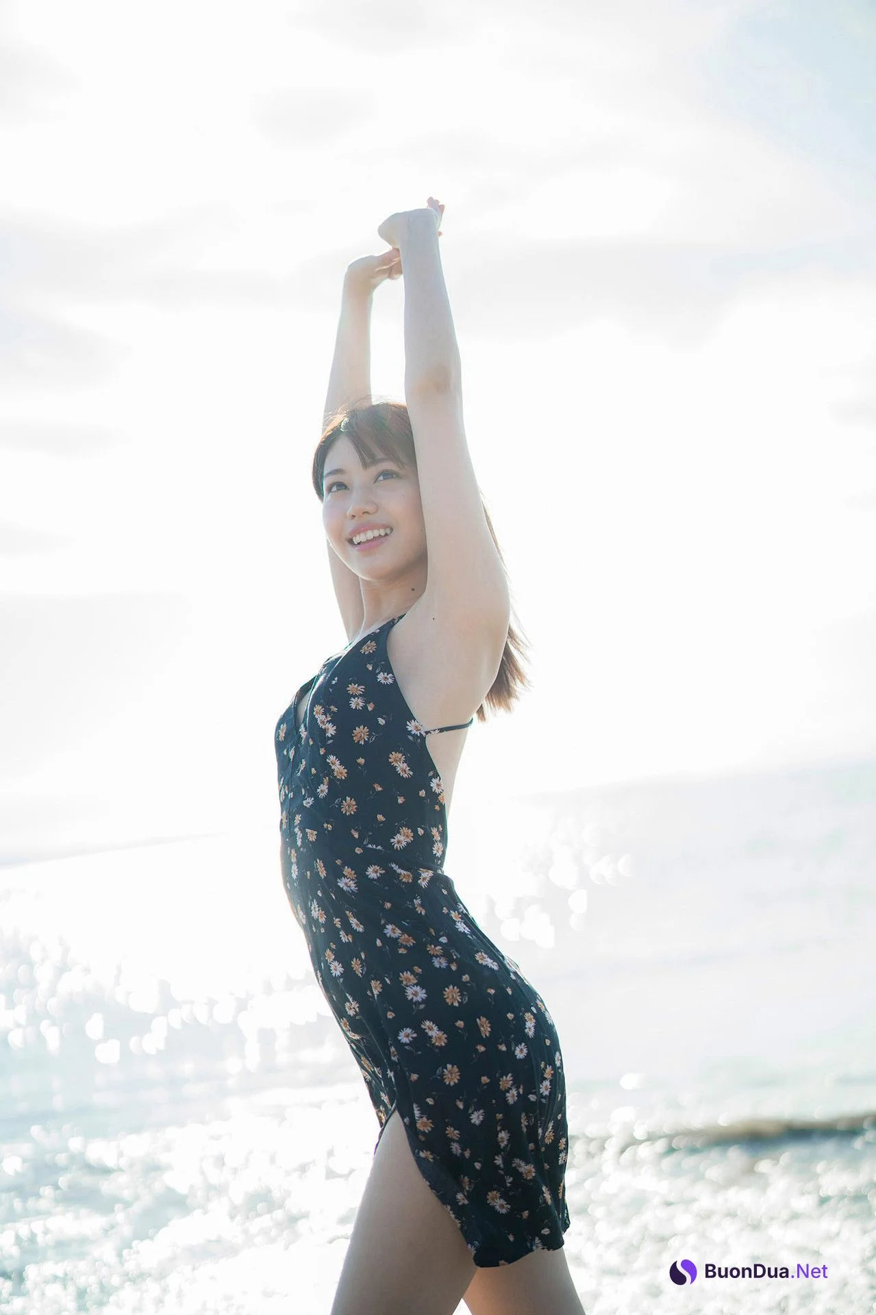 Mayumi Shiraishi 白石まゆみ, ヤンマガデジタル写真集 [グラビアちゃんはバズりたい3] - Photo 3