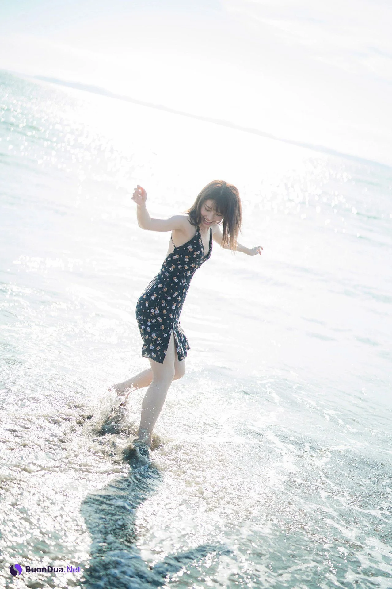 Mayumi Shiraishi 白石まゆみ, ヤンマガデジタル写真集 [グラビアちゃんはバズりたい3] - Photo 7