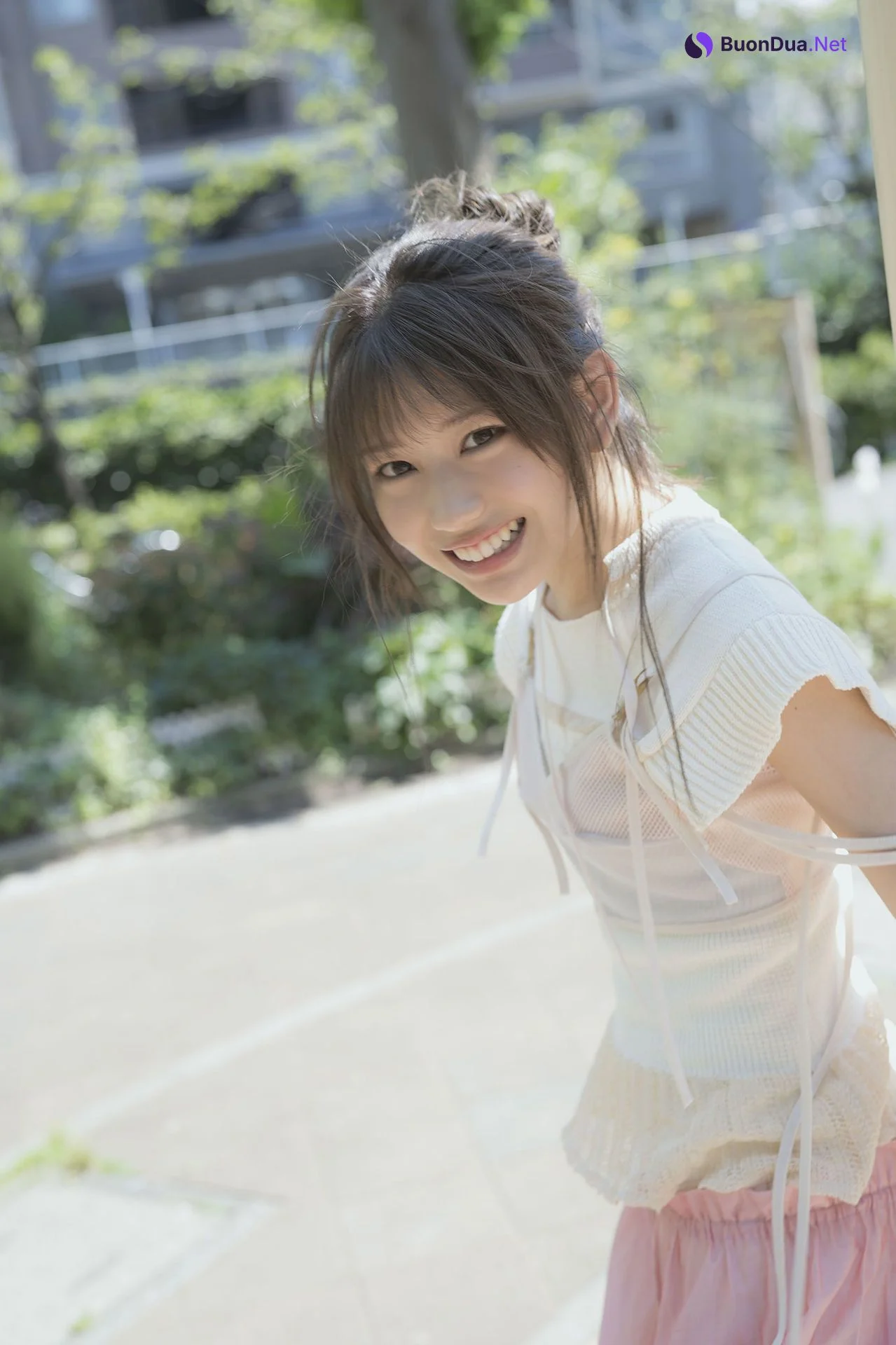 Mayumi Shiraishi 白石まゆみ, ヤンマガデジタル写真集 [グラから見るか？エモから見るか？] Set.01 - Photo 13