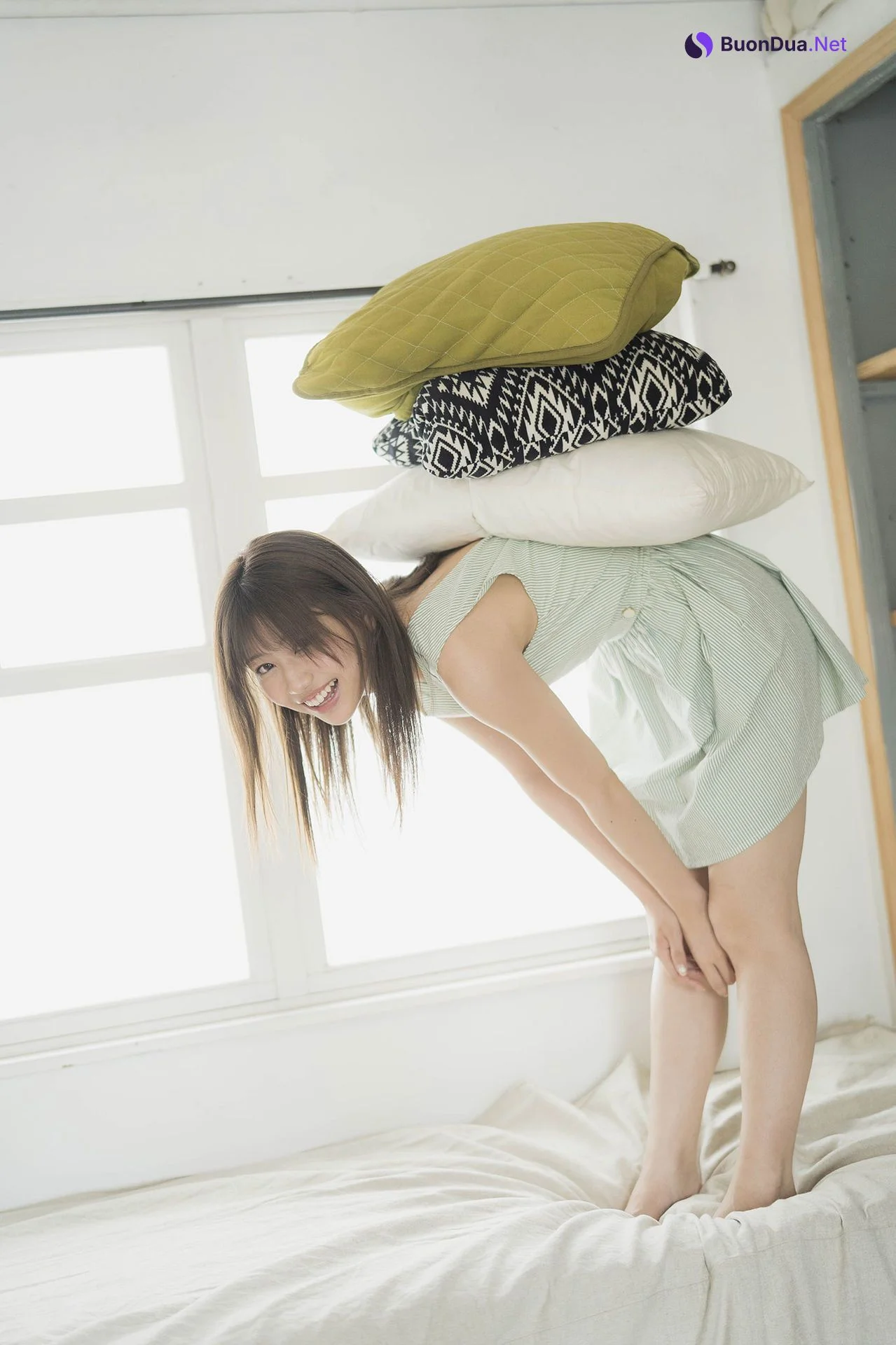 Mayumi Shiraishi 白石まゆみ, ヤンマガデジタル写真集 [グラから見るか？エモから見るか？] Set.02 - Photo 11