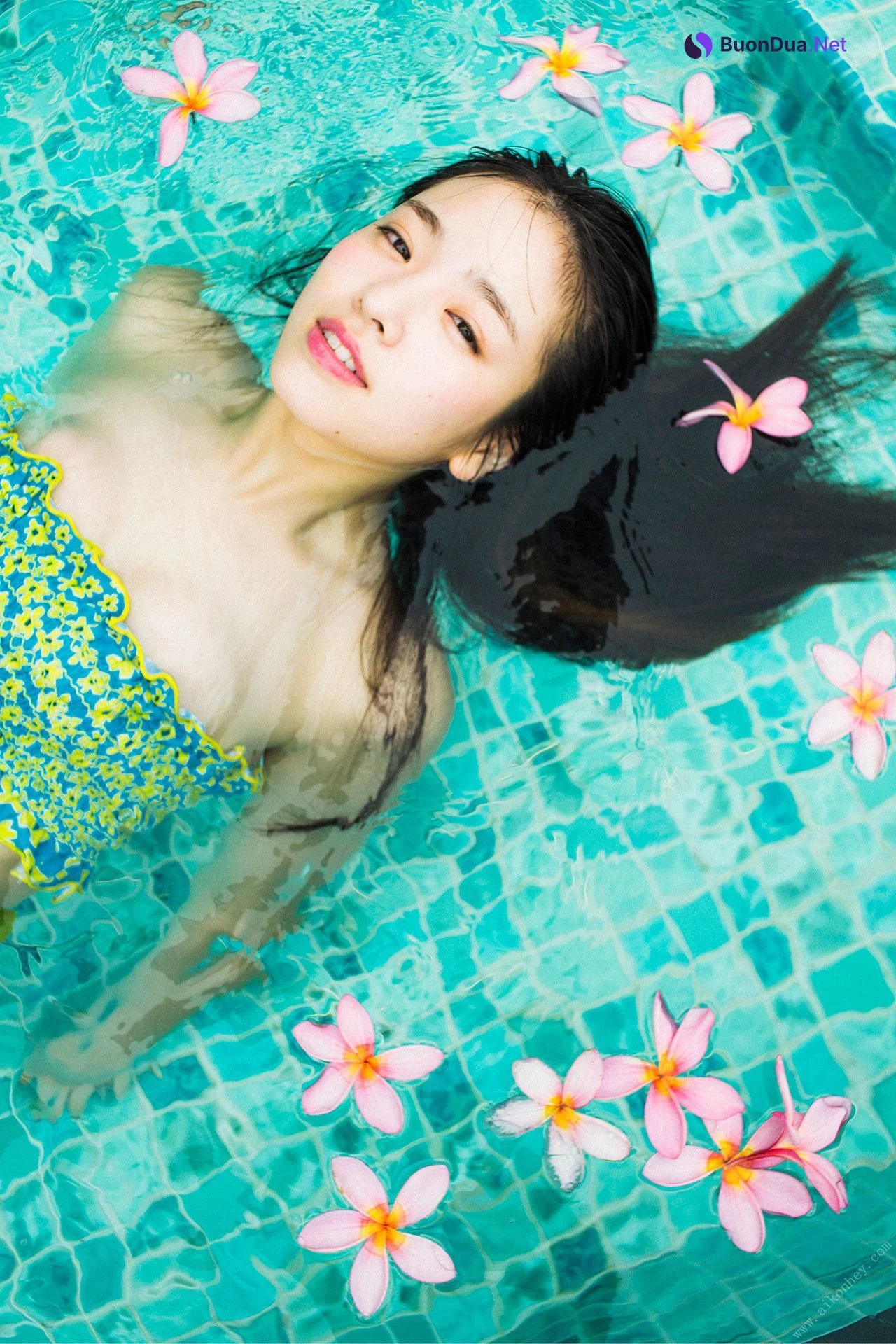Mayuu Yokota 横田真悠, 写真集 「ないしょの＃まゆうだけ」 Set.01 - Photo 3