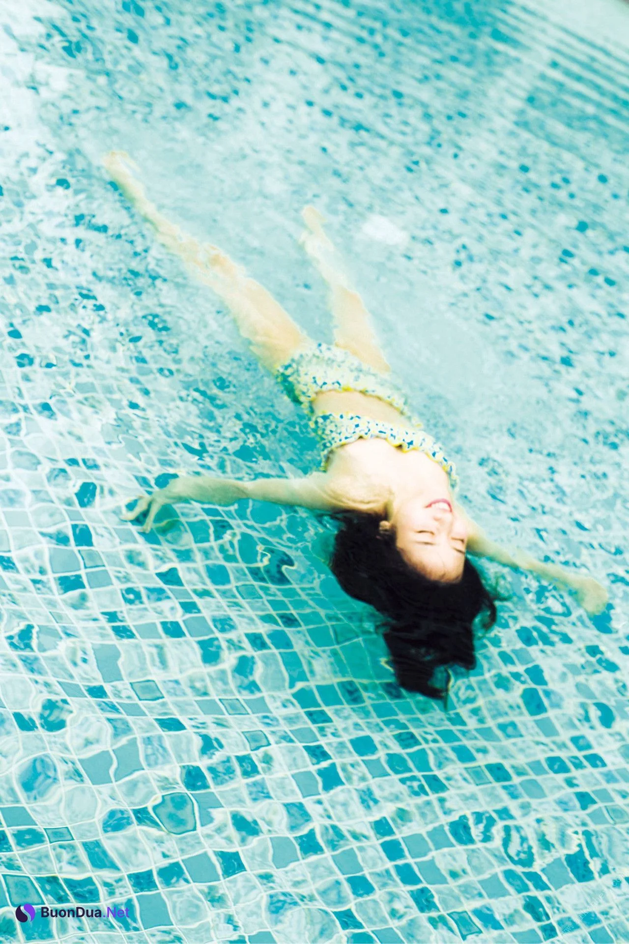Mayuu Yokota 横田真悠, 写真集 「ないしょの＃まゆうだけ」 Set.01 - Photo 8