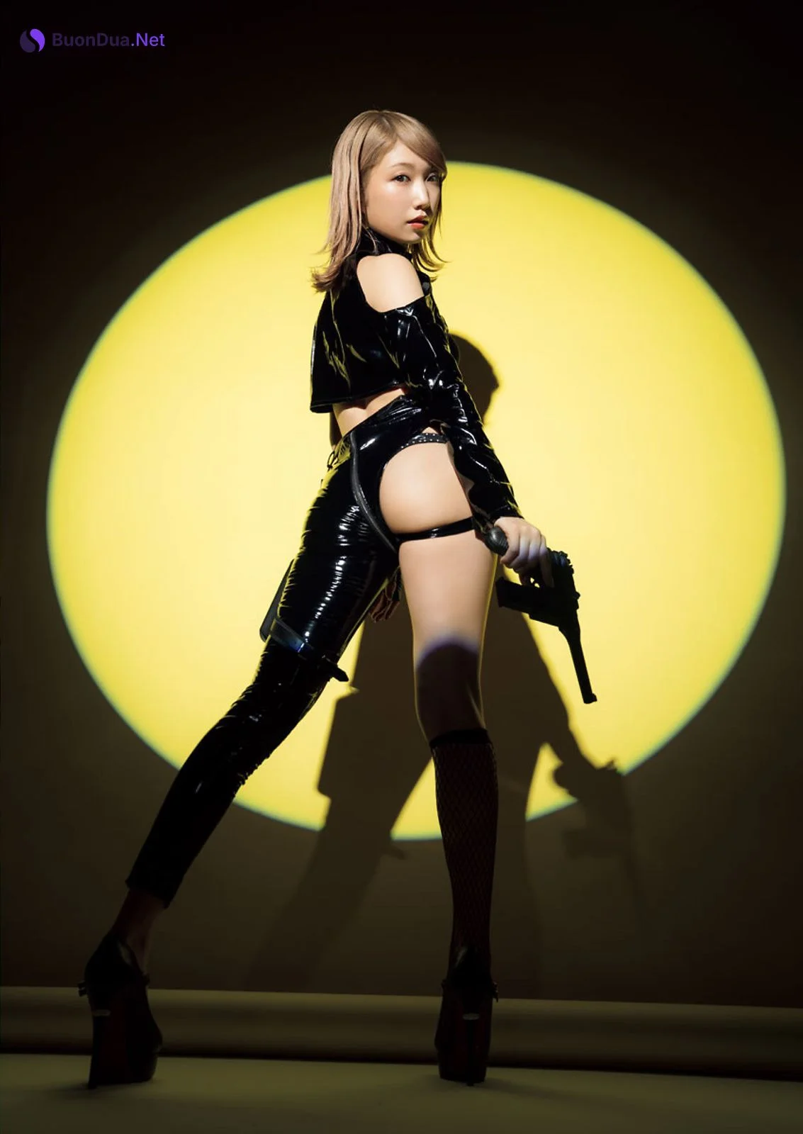 Mea Shimotsuki 霜月めあ, Big Comic Spirits 2021 No.49 (ビッグコミックスピリッツ 2021年49号) - Photo 3