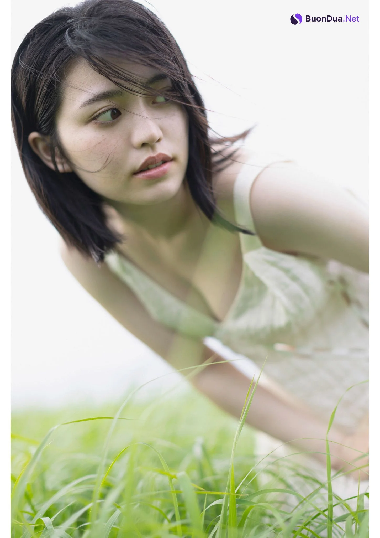 Mei Ishihama 石浜芽衣, 1st写真集 「ひかっている」 Set.03 - Photo 2