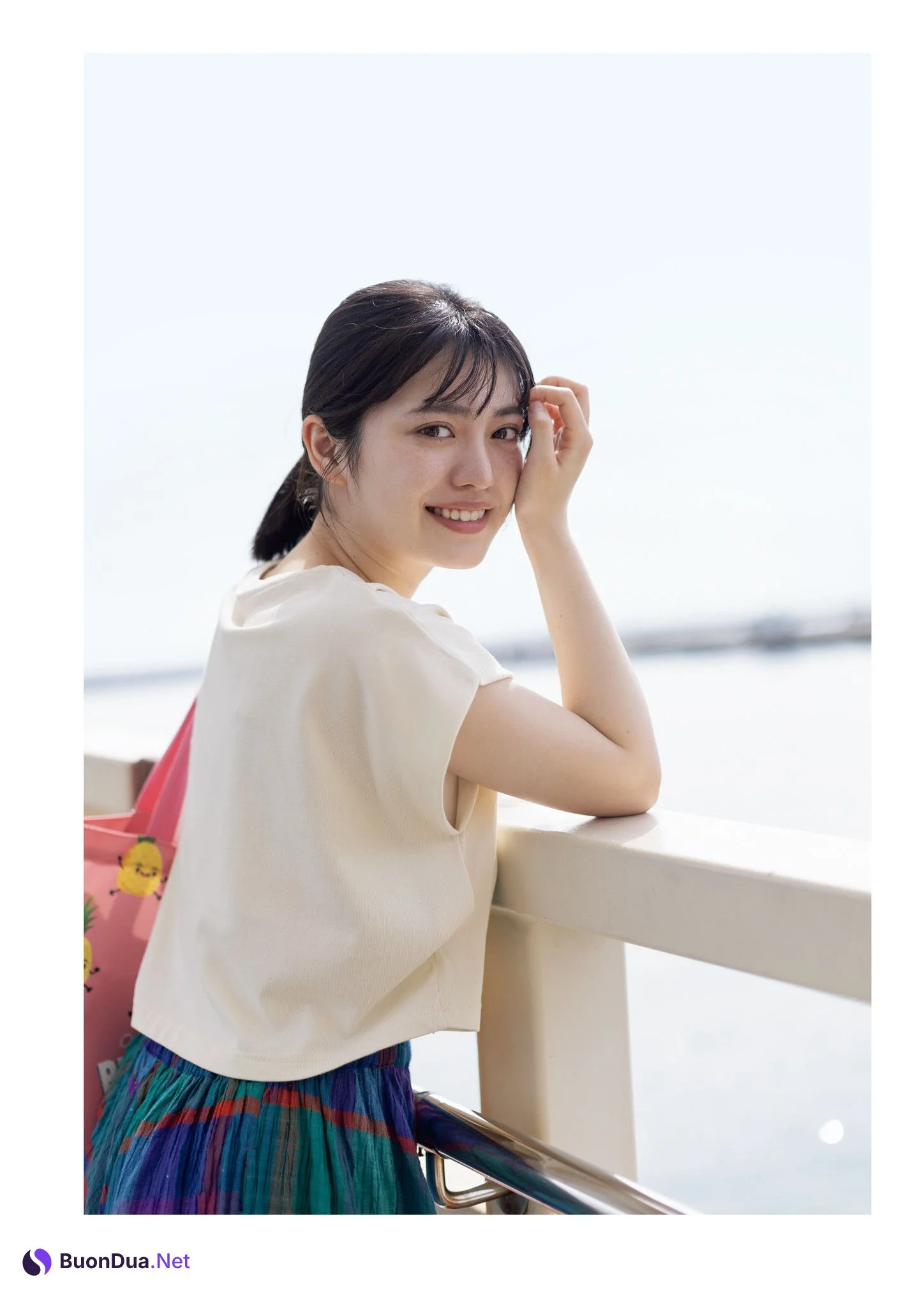 Mei Ishihama 石浜芽衣, 1st写真集 「ひかっている」 Set.04 - รูปภาพ 6