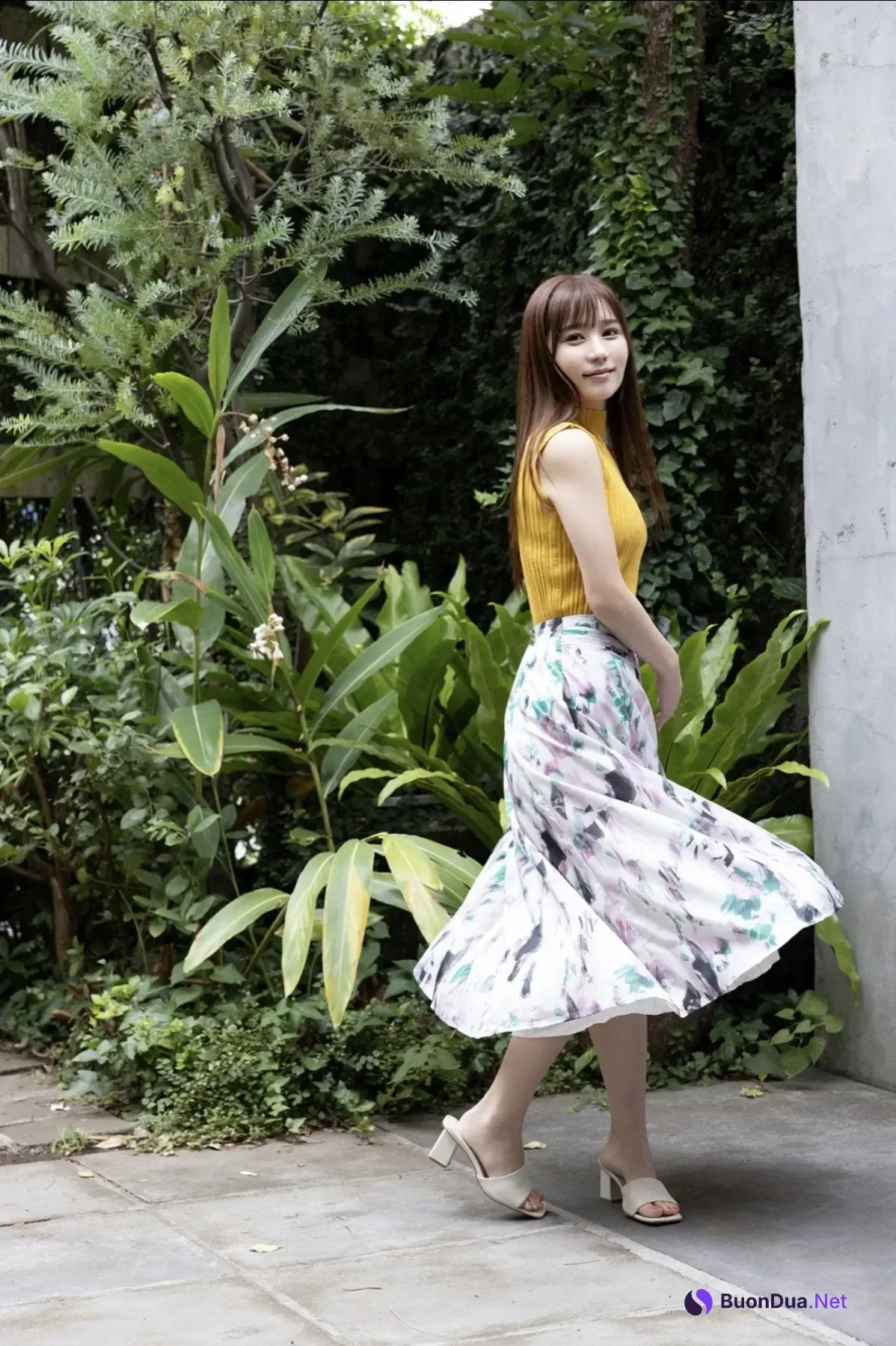 Mei Itsukaichi 五日市芽依, FLASHデジタル写真集 No.1抱きたい女 - Photo 6