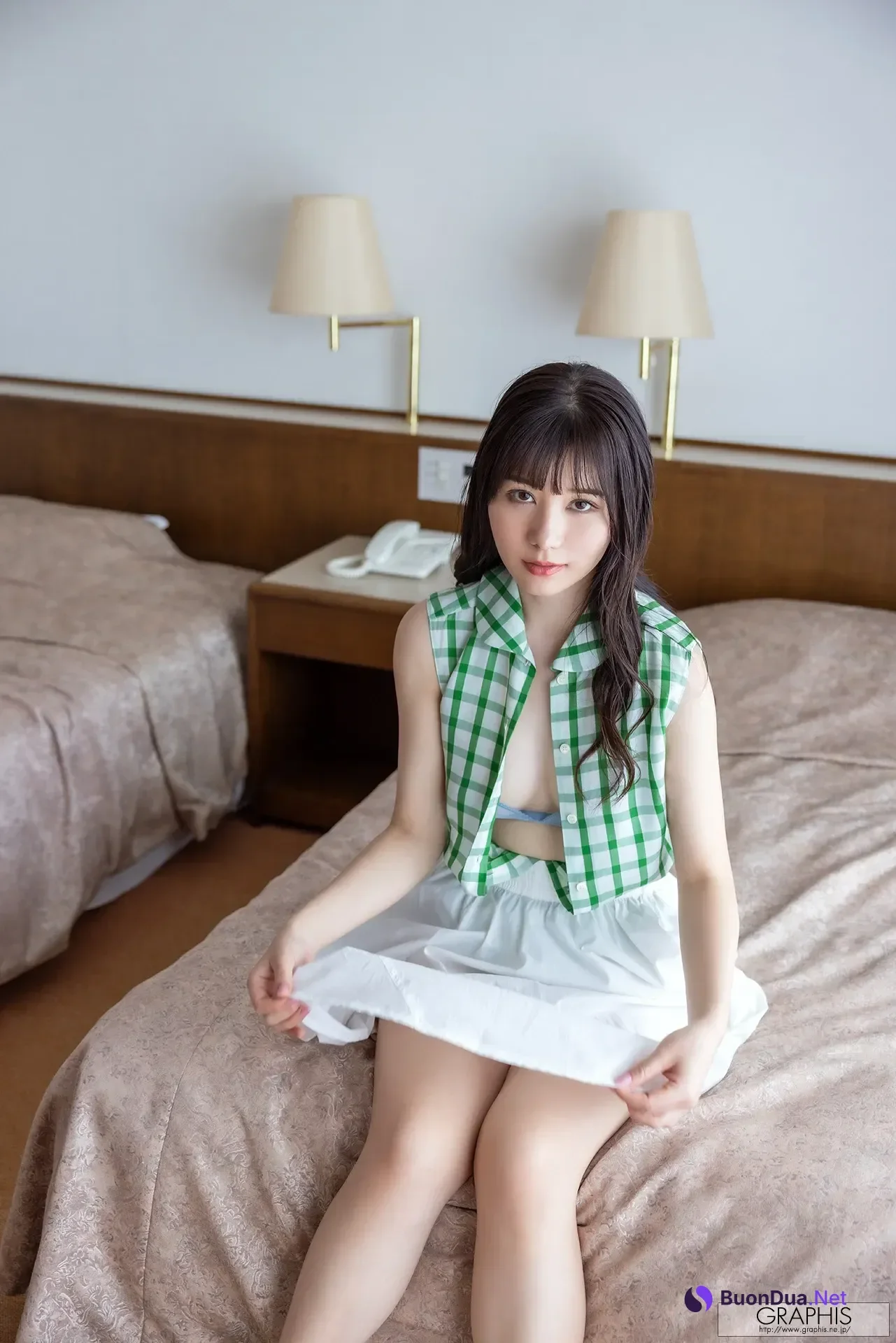 Mei Itsukaichi 五日市芽依, Graphis 2025.12.12 Limited Edition - Photo 4
