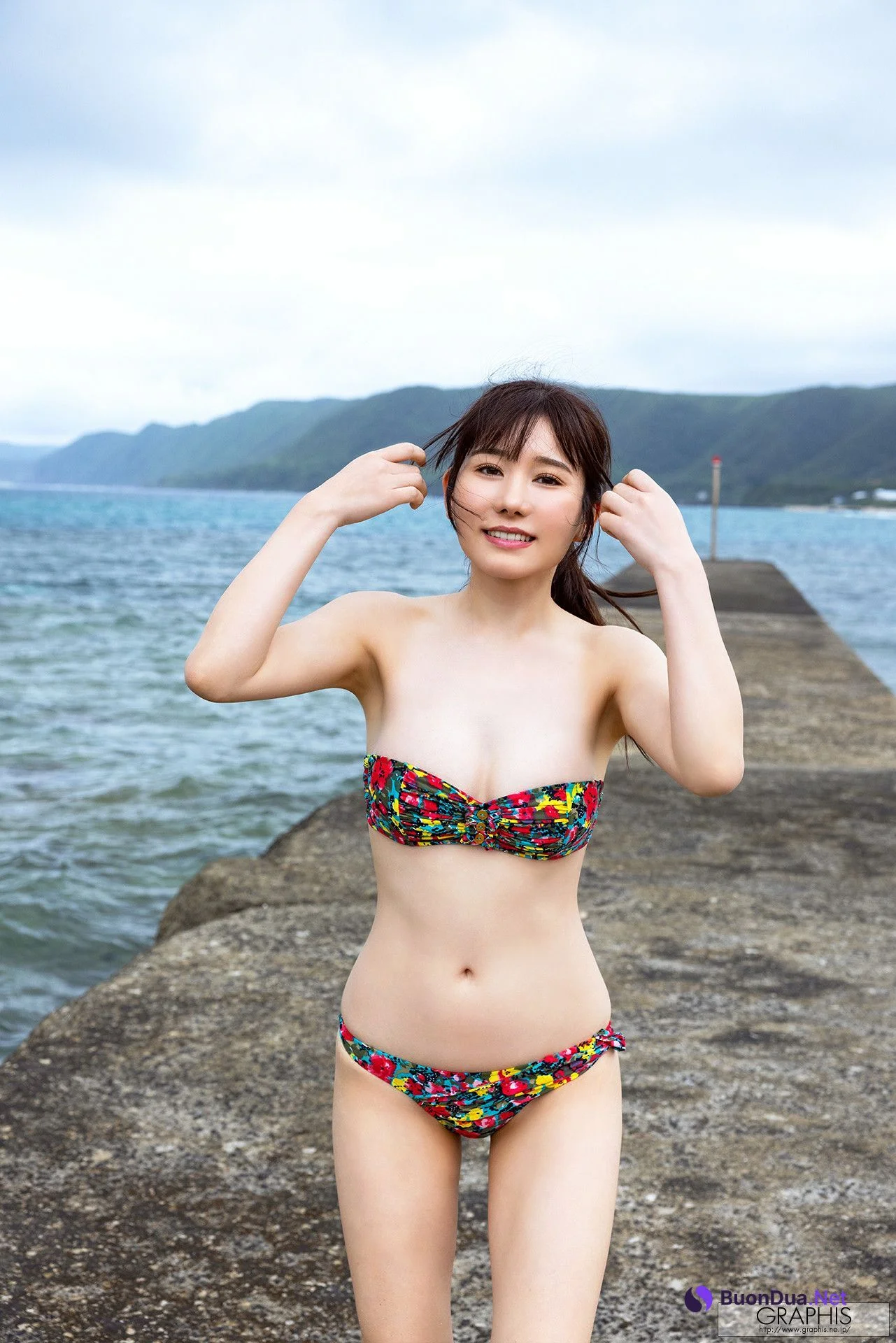 Mei Itsukaichi 五日市芽依, Graphis Special Gravure 「Vacation」 Vol.01 - Photo 10