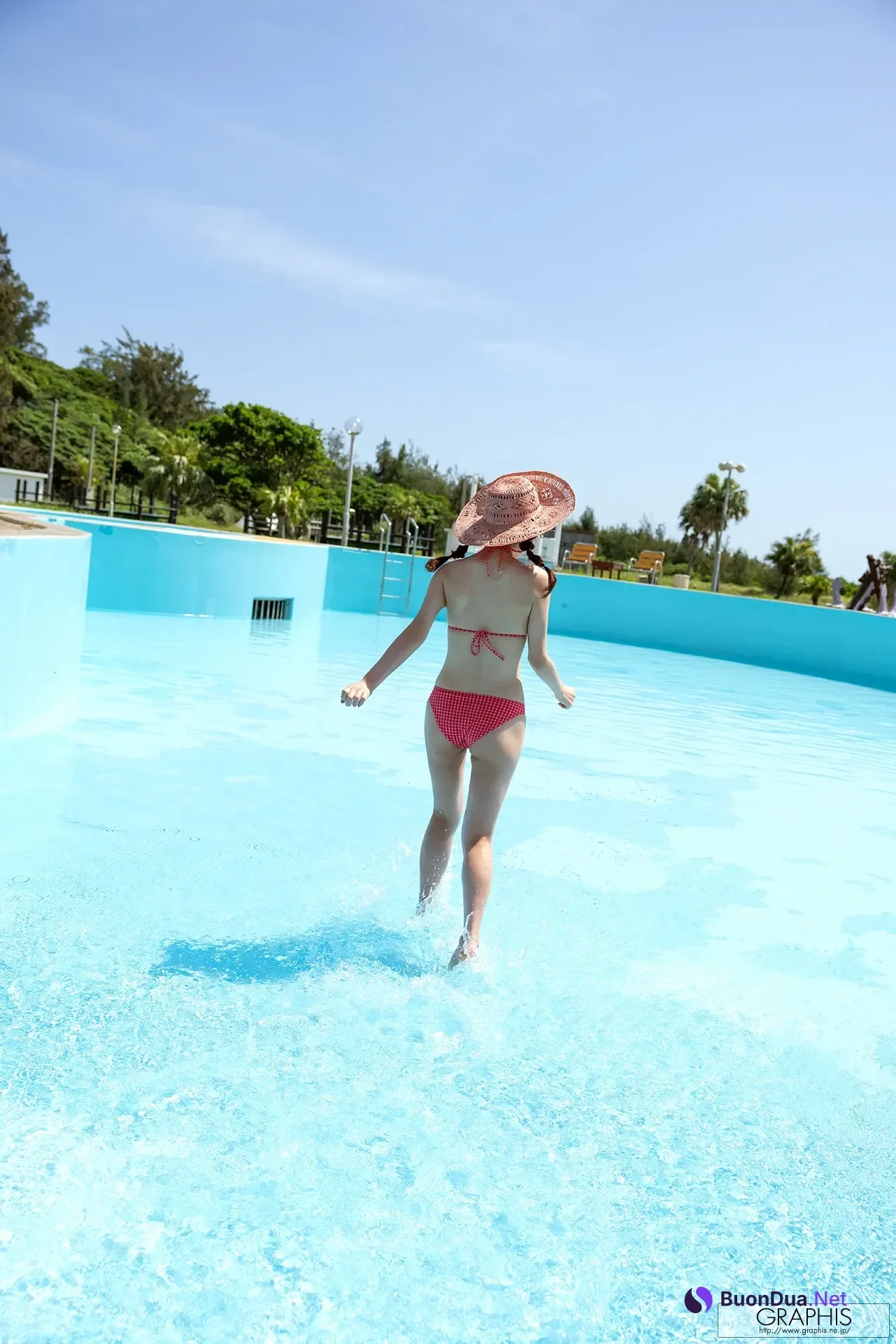 Mei Itsukaichi 五日市芽依, Graphis Special Gravure 「Vacation」 Vol.05 - Photo 6