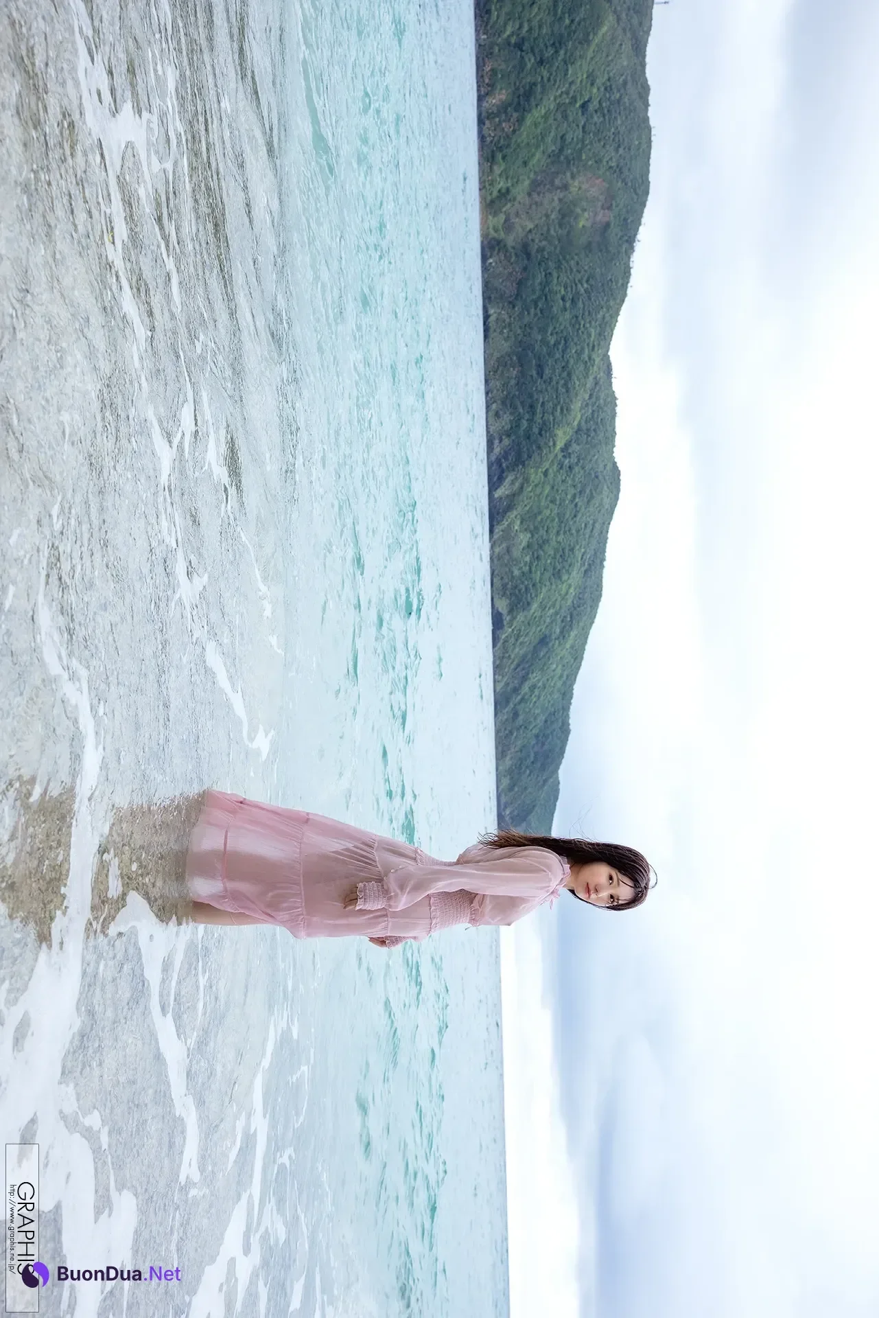 Mei Itsukaichi 五日市芽依, Graphis Special Gravure 「Vacation」 Vol.06 - Photo 18
