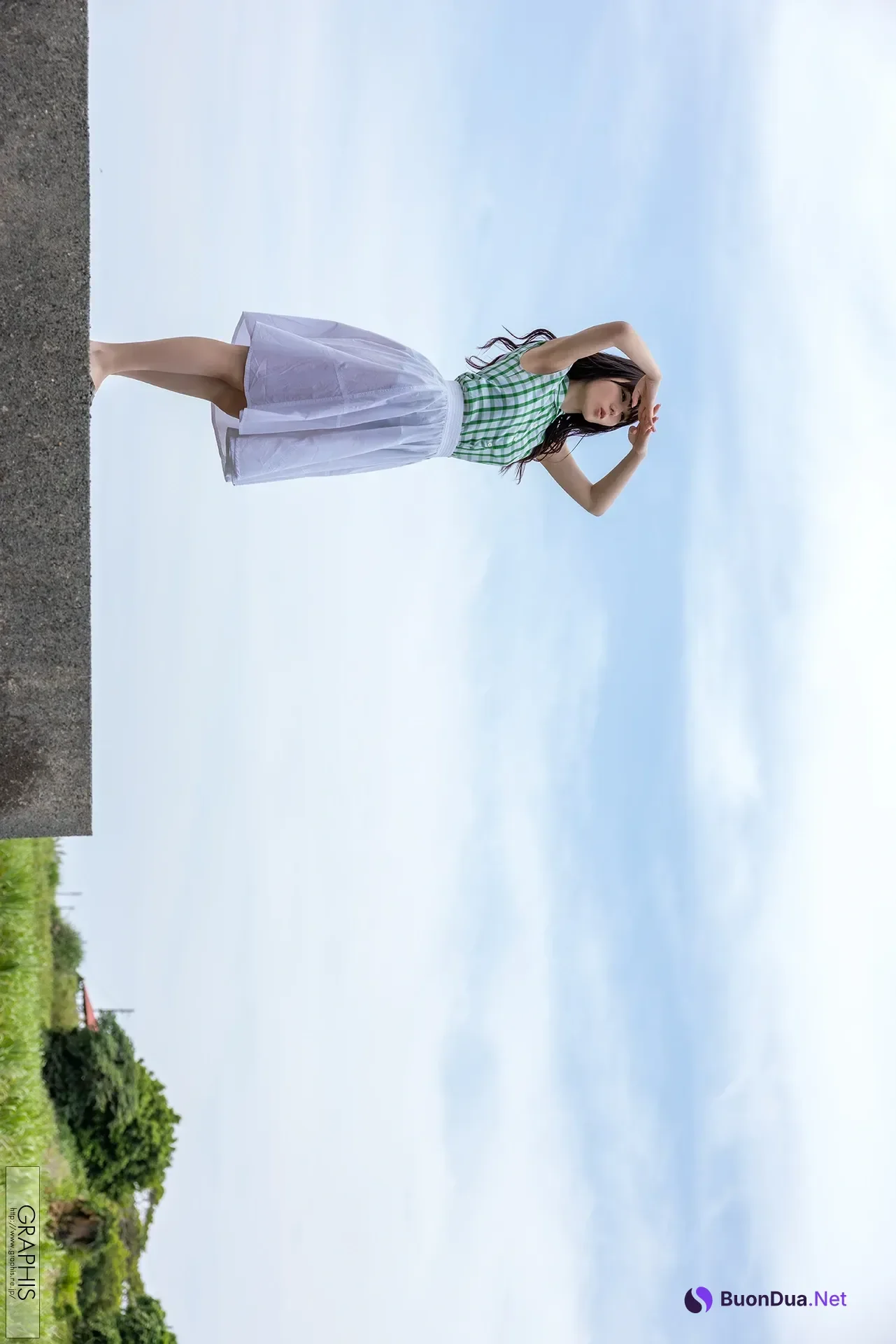 Mei Itsukaichi 五日市芽依, Graphis Special Gravure 「Vacation」 Vol.08 - Photo 17