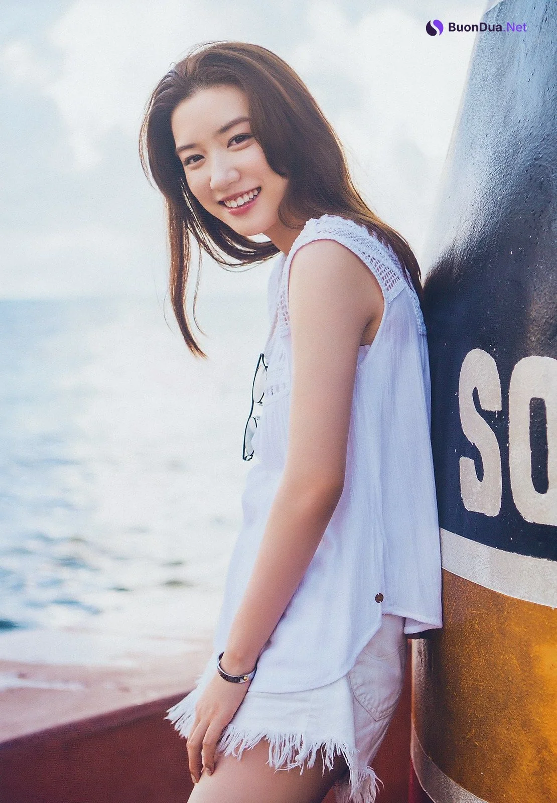 Mei Nagano 永野芽郁, Big Comic Spirits 2019 No.16 (ビッグコミックスピリッツ 2019年16号) - Photo 5