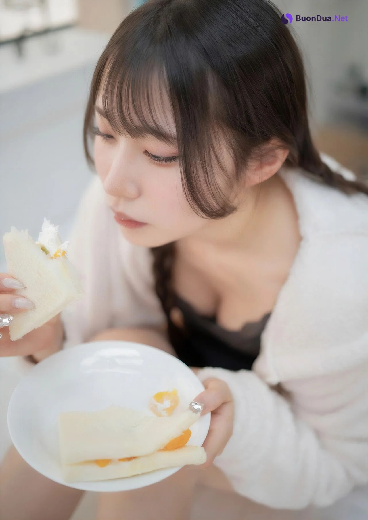 MEI 芽衣, グラビア写真集 「えちらぶに愛して」 Set.04 - Photo 2