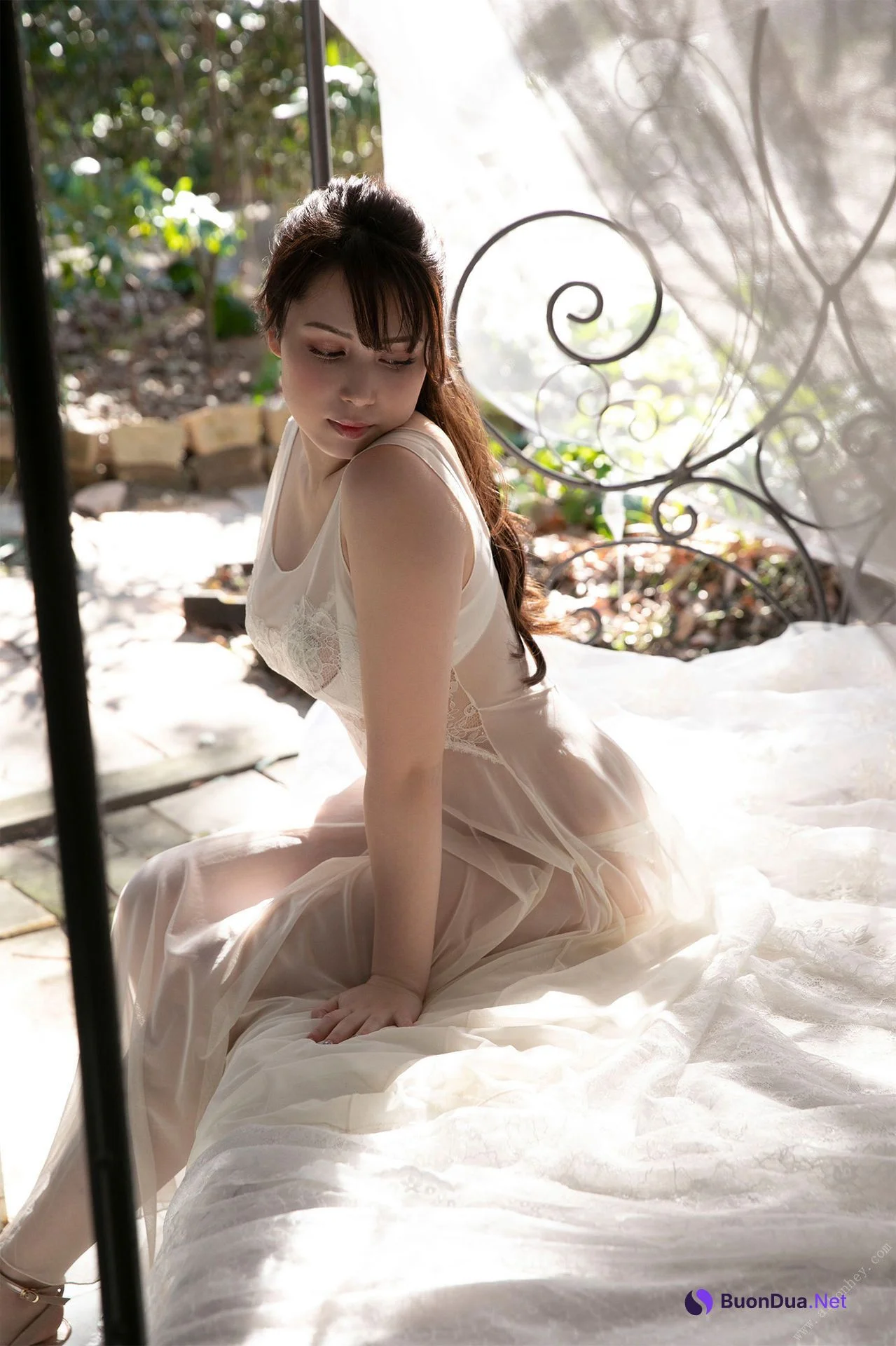 Michelle Megumi ミッシェル愛美, FRIDAYデジタル写真集 プレミアムヌード Vol.3 妖精の裸身＆黒の花嫁 Set.01 - Photo 4