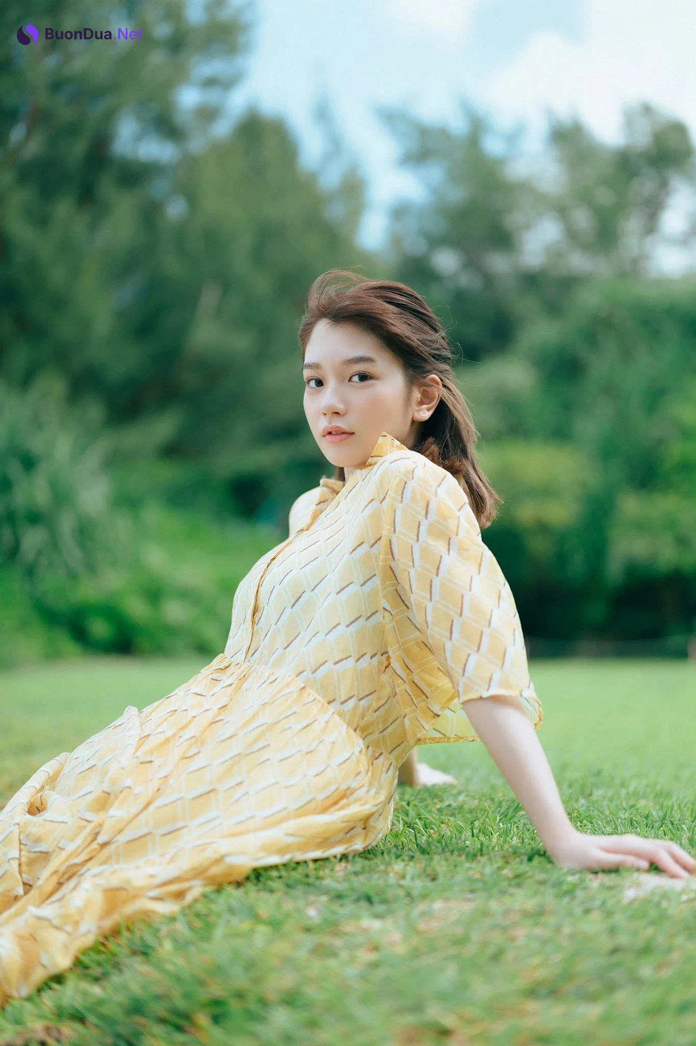 Midori Nagatsuki 長月翠, ヤンマガWeb ヤンマガアザーっす！ YM2021年52号 - Photo 3