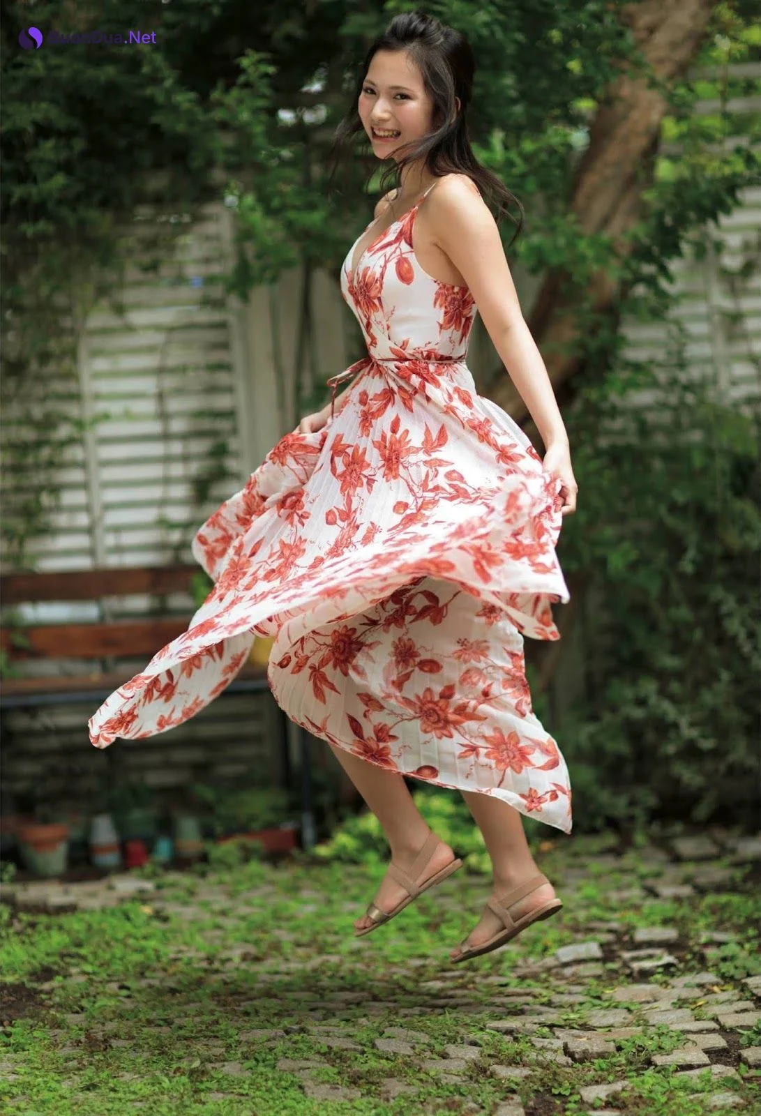Miho Machiyama 街山みほ, FRIDAY 2019.08.16 (フライデー 2019年8月16日号) - Photo 2
