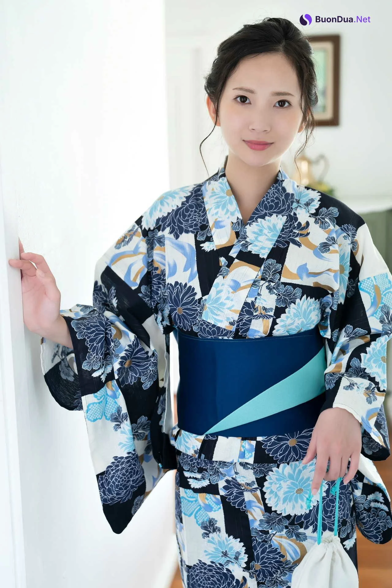 Miho Machiyama 街山みほ, idolpost 写真集 「煌めく紺碧の」 Set.02 - Photo 4