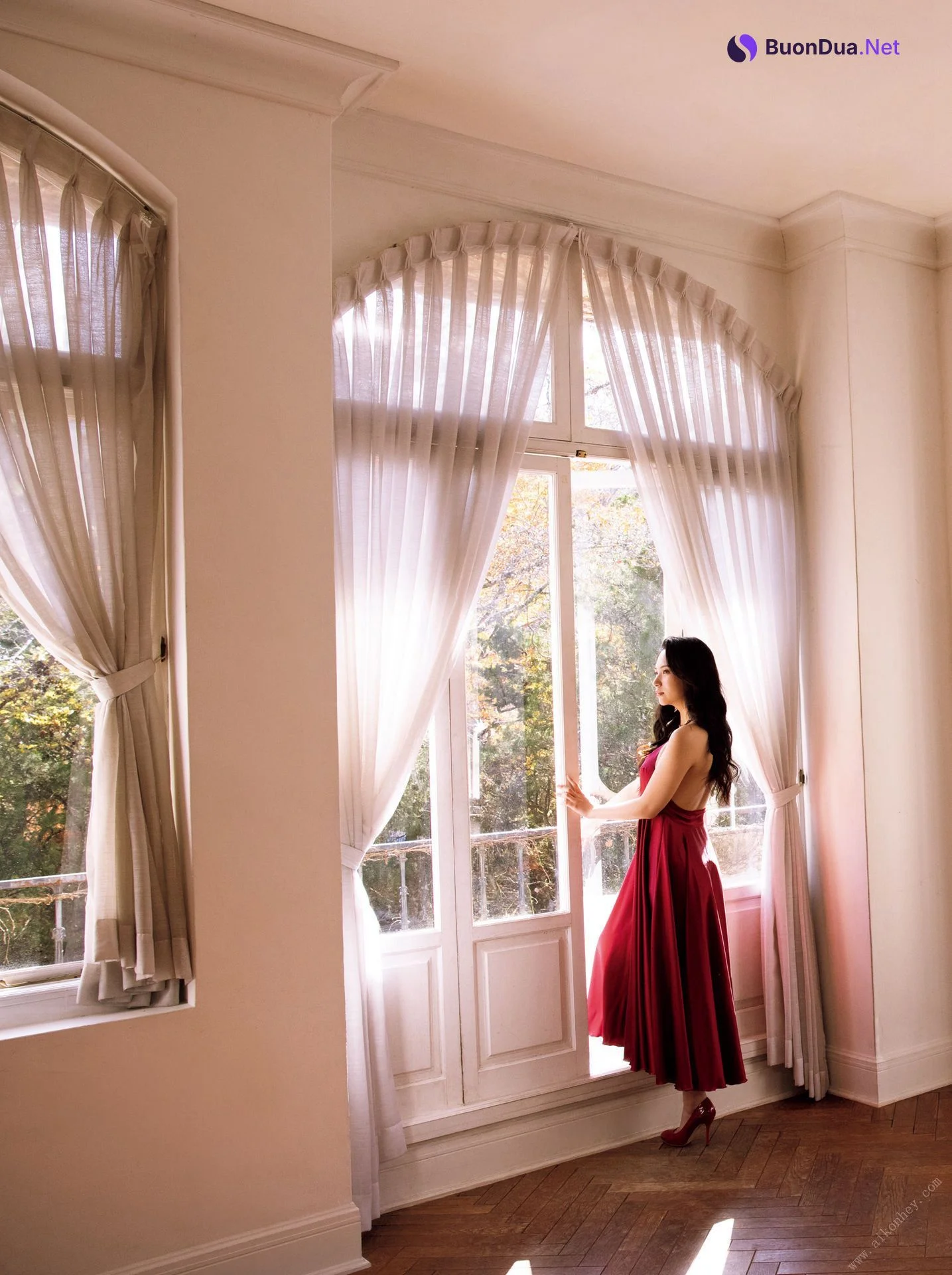 Miho Machiyama 街山みほ, デジタル写真集 「Ｓｃａｒｌｅｔ」 Set.05 - รูปภาพ 4