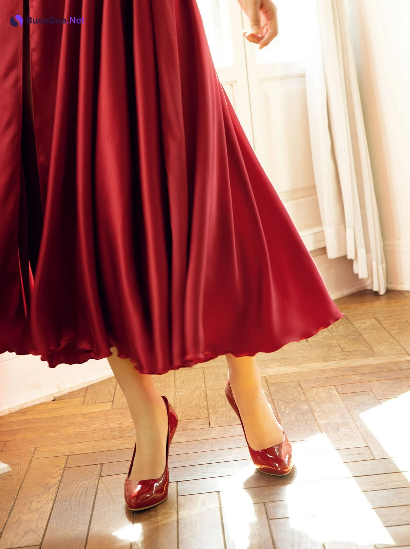 Miho Machiyama 街山みほ, デジタル写真集 「Ｓｃａｒｌｅｔ」 Set.05 - รูปภาพ 6