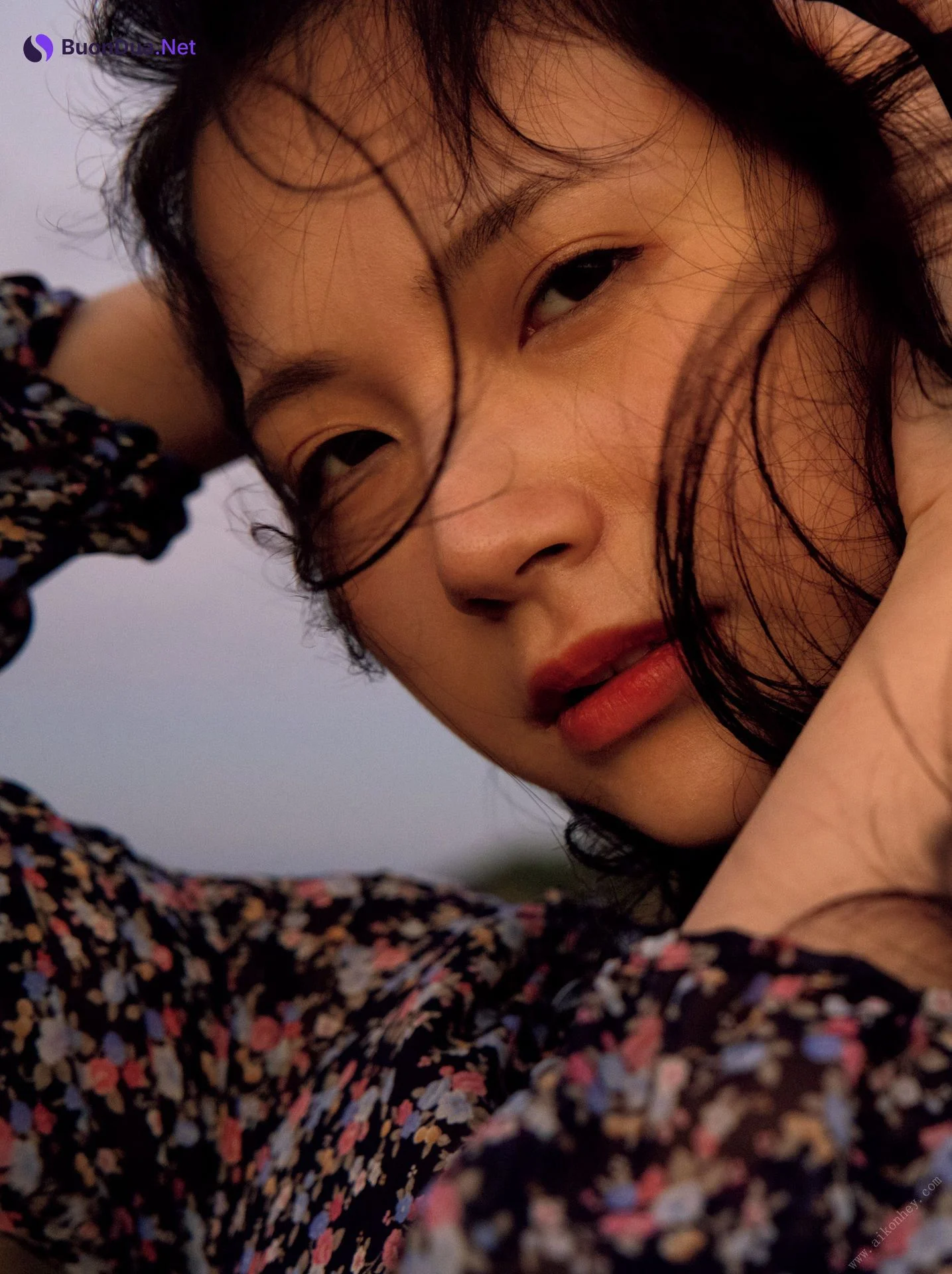 Miho Machiyama 街山みほ, デジタル写真集 「Ｓｃａｒｌｅｔ」 Set.06 - Photo 9