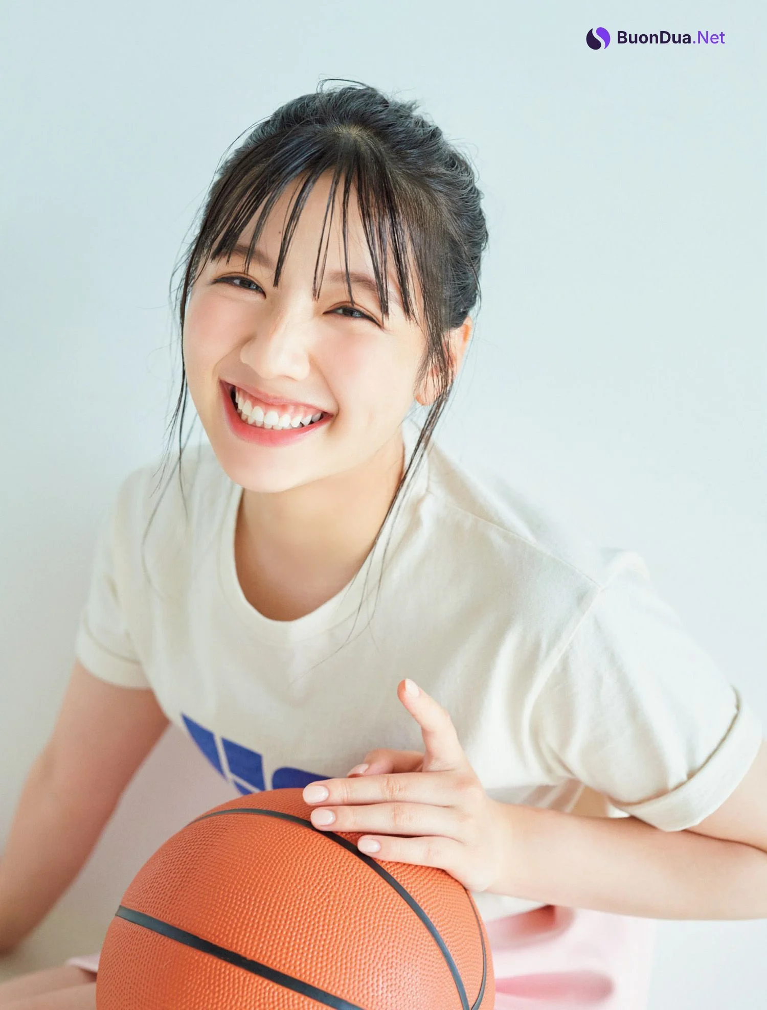 Miho Watanabe 渡邉美穂, FLASH 2023.07.18 (フラッシュ 2023年7月18日号) - Photo 3