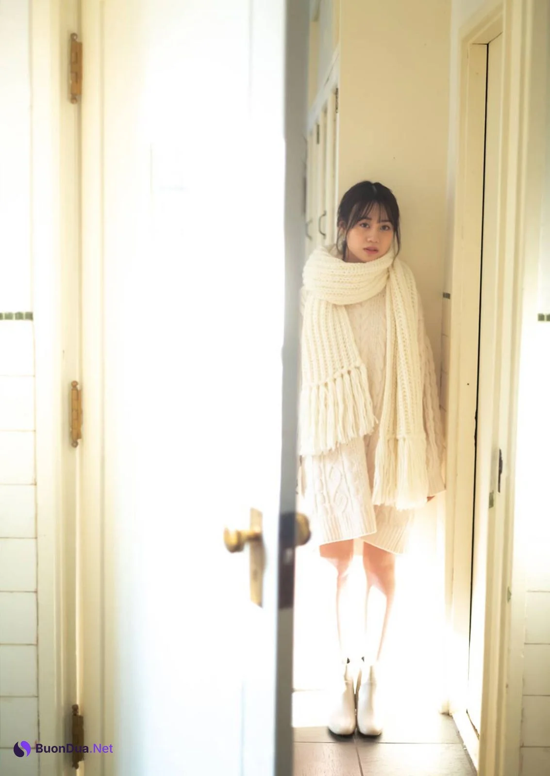Miku Itou 伊藤美来, Young Gangan 2021 No.02 (ヤングガンガン 2021年2号) - Photo 14