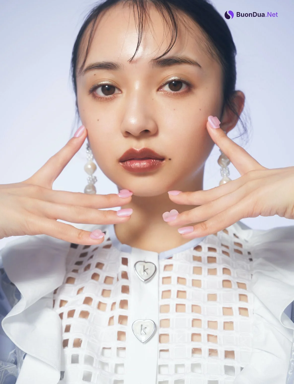 Miku Kanemura 金村美玖, Arisa Komiya 小宮有紗, BIS ビス Magazine 2022.05 - Photo 7