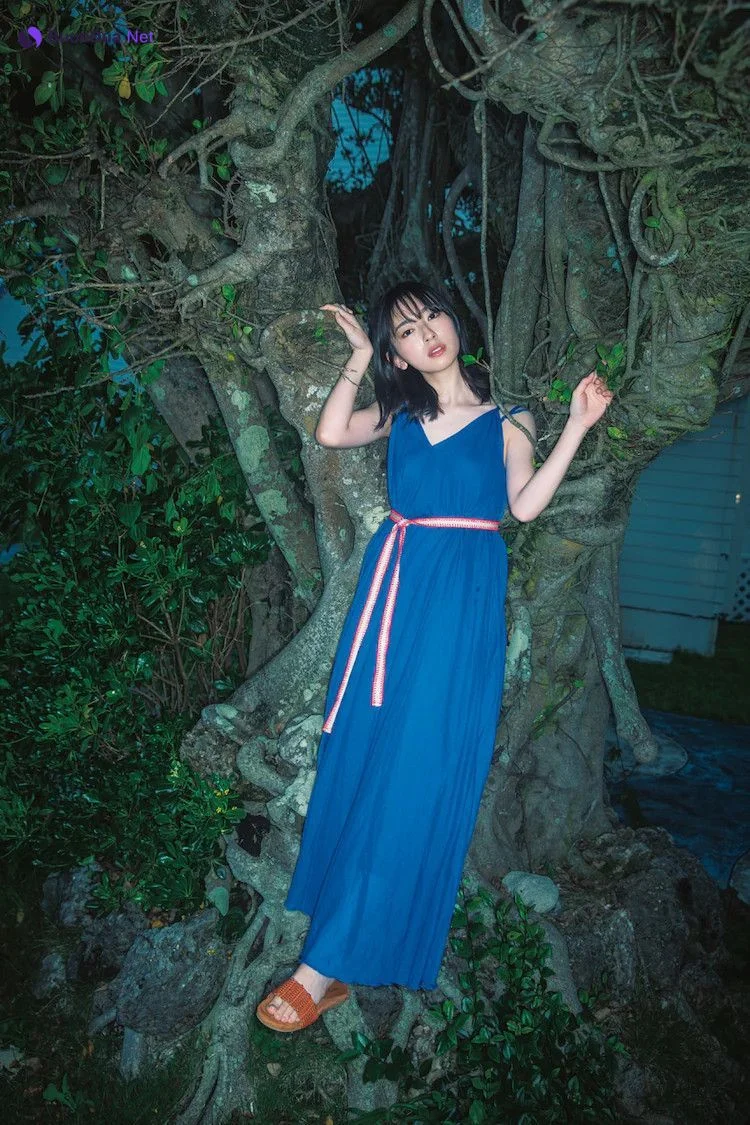 Miku Kanemura 金村美玖, Flash グラビアBEST 2023年新春 - Photo 8