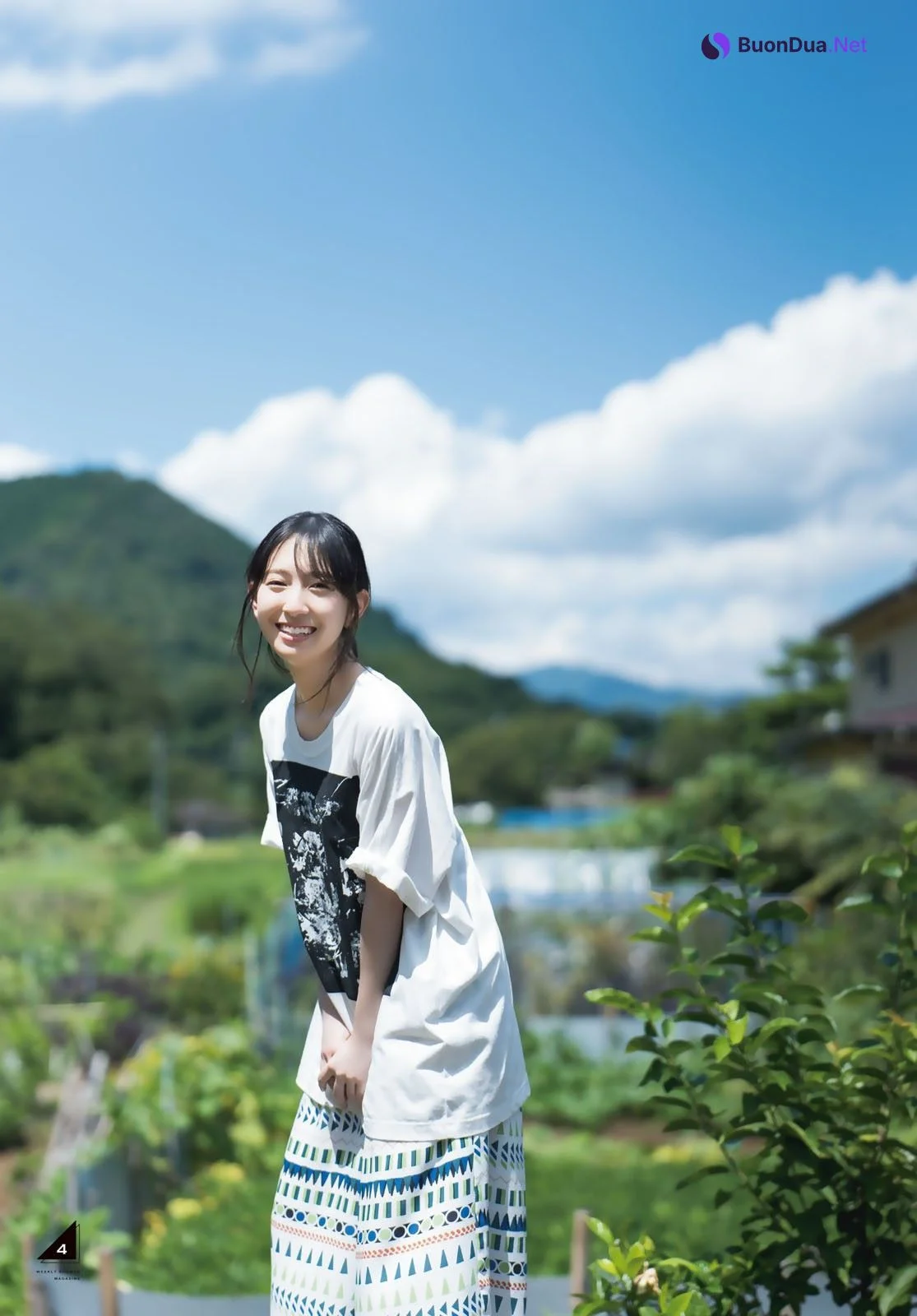 Miku Kanemura 金村美玖, Shonen Magazine 2022 No.41 (週刊少年マガジン 2022年41号) - Photo 6