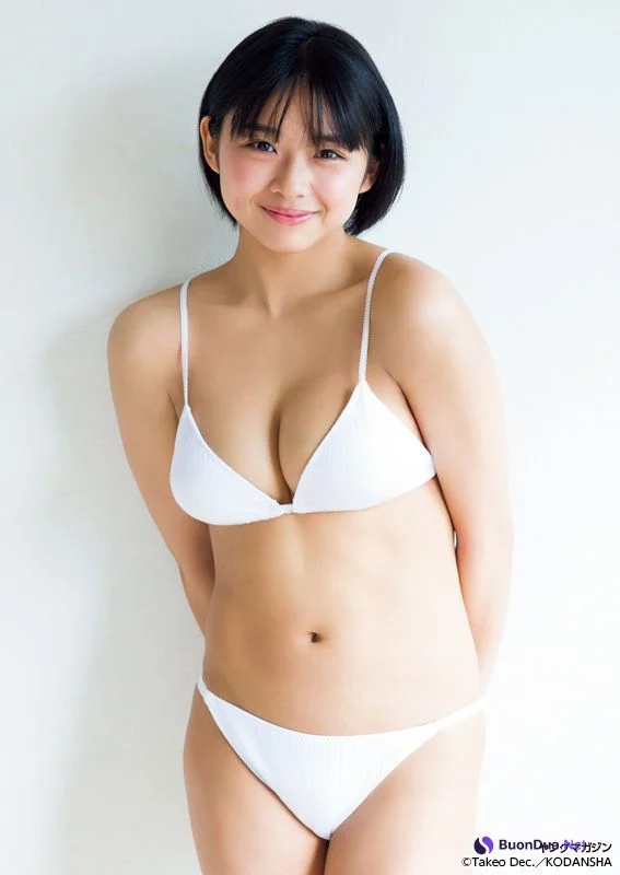 Miku Kuwajima 桑島海空, Young Magazine 2023 No.17 (ヤングマガジン 2023年17号) - Photo 12