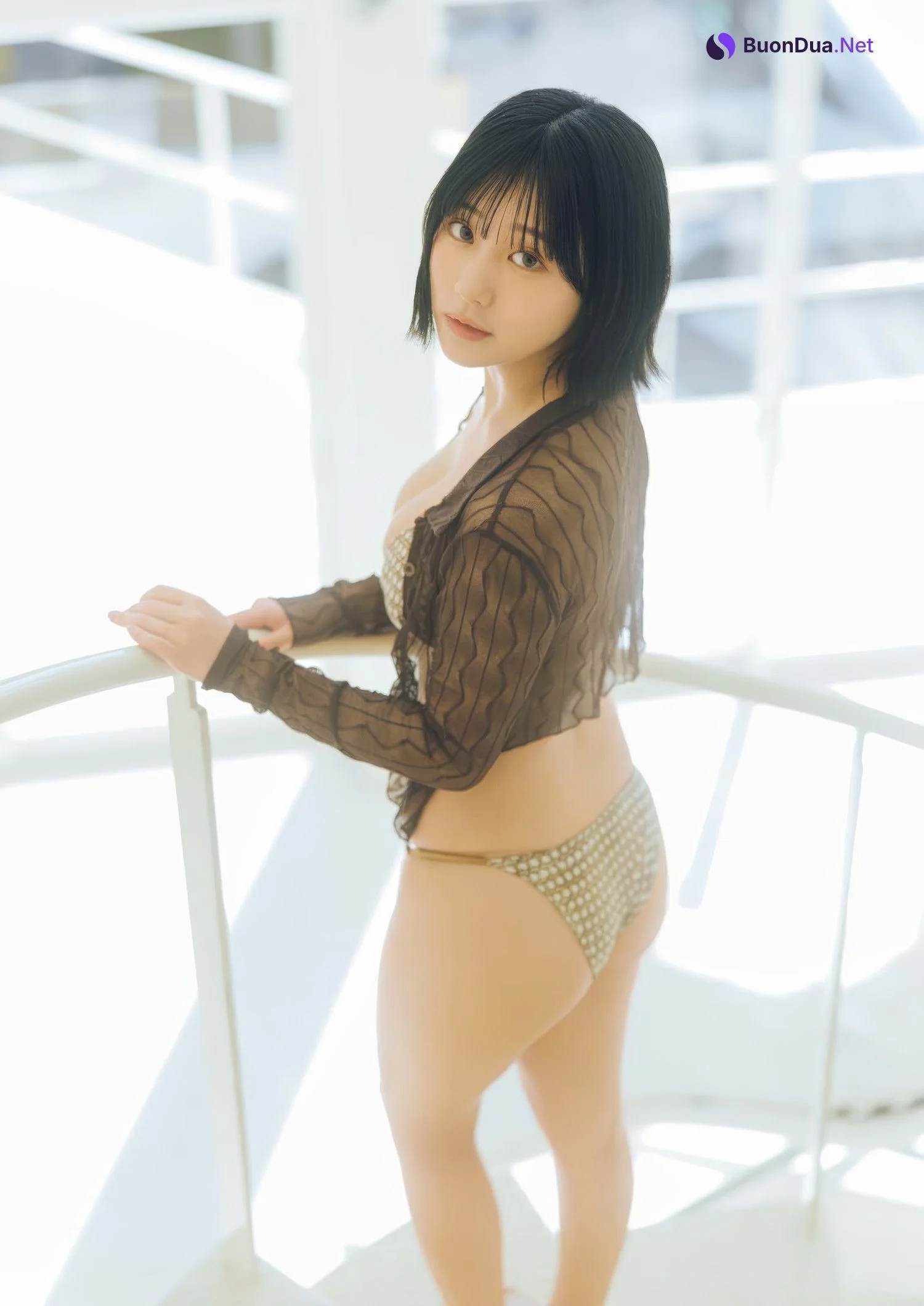 Miku Tanaka 田中美久, Big Comic Spirits 2025 No.21-22 (ビッグコミックスピリッツ 2025年21-22号) - Photo 16