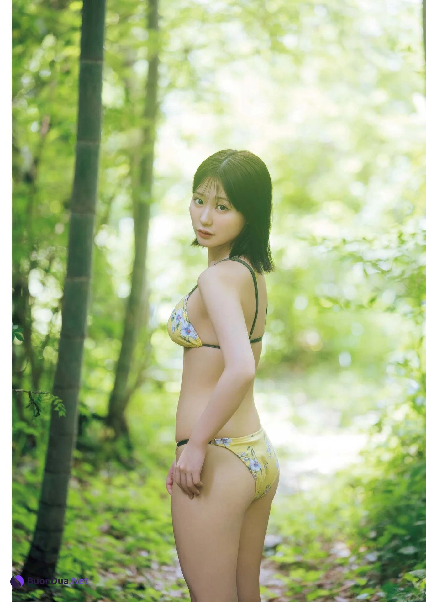 Miku Tanaka 田中美久, Big Comic Spirits 2025 No.41・42 (ビッグコミックスピリッツ 2025年41・42号) - Photo 5