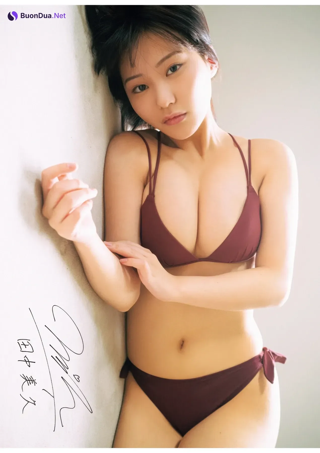 Miku Tanaka 田中美久, Manga Action 2025.10.21 (漫画アクション 2025年10月21日号) - Photo 7