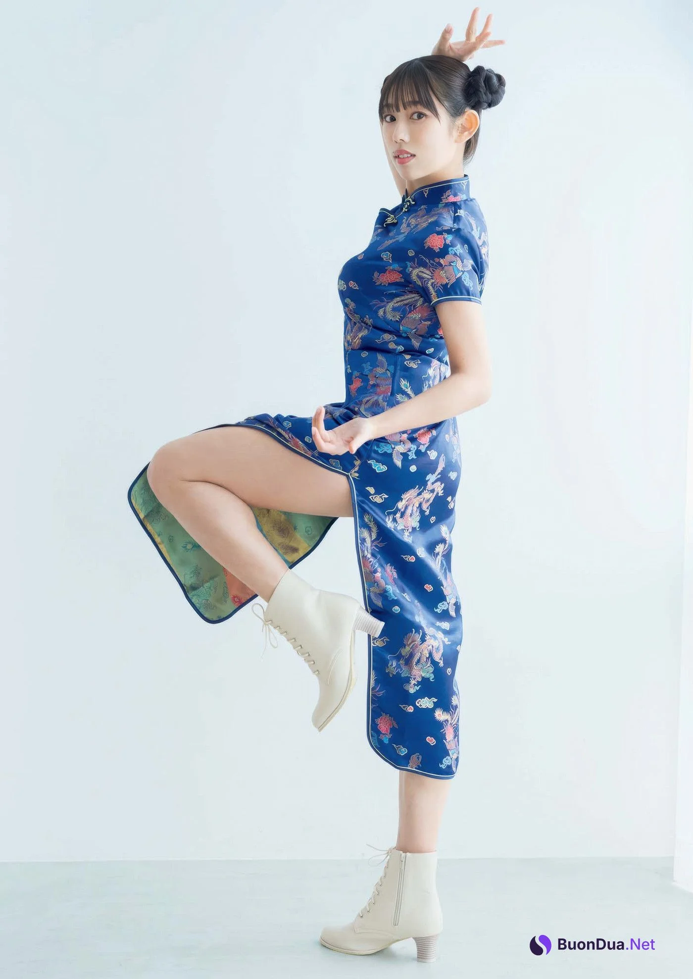 Mina Horie 堀江聖夏, Big Comic Spirits 2025 No.29 (ビッグコミックスピリッツ 2025年29号) - Photo 8