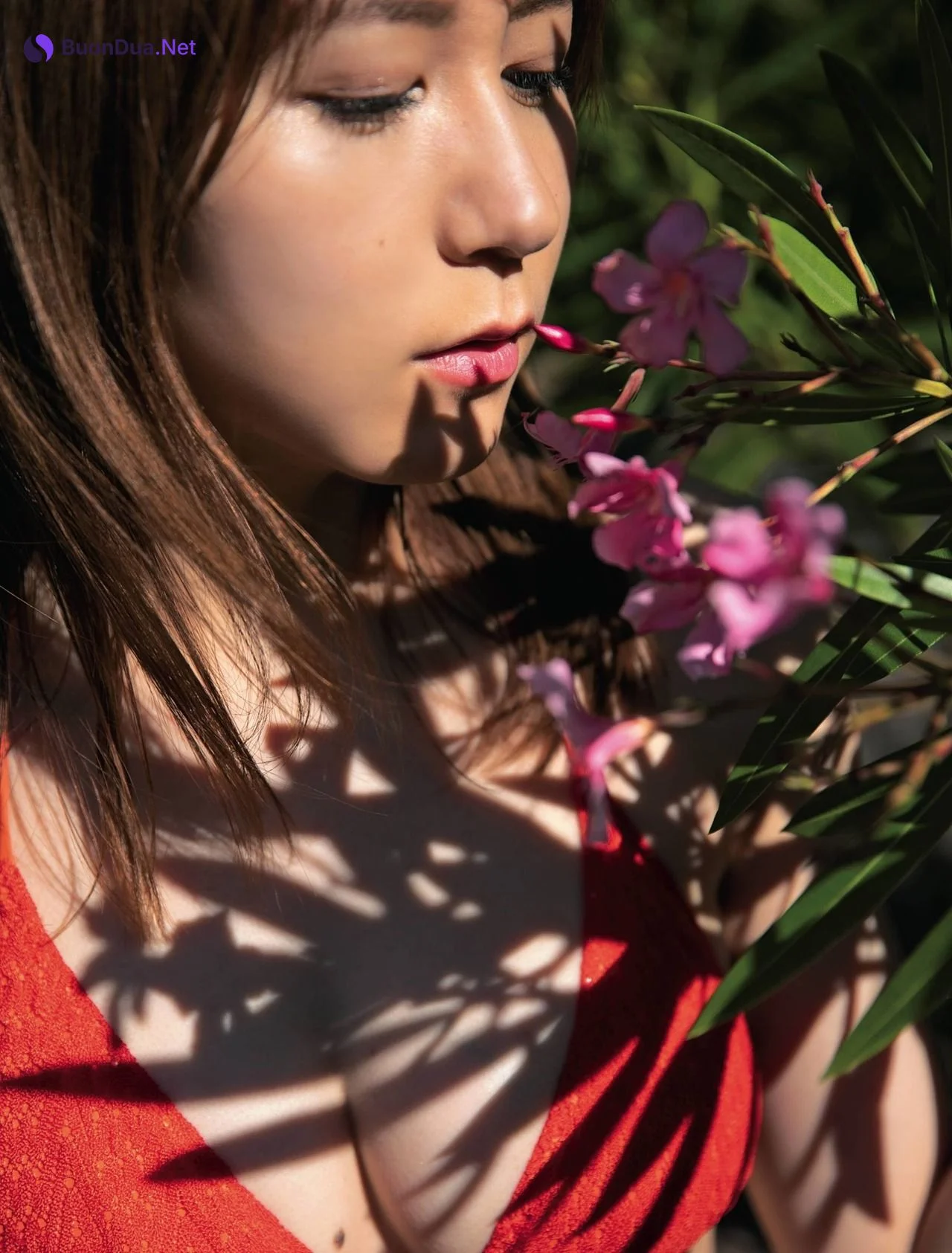 Mina Oba 大場美奈, Weekly SPA! 2020.11.24 (週刊SPA! 2020年11月24日号) - Photo 2