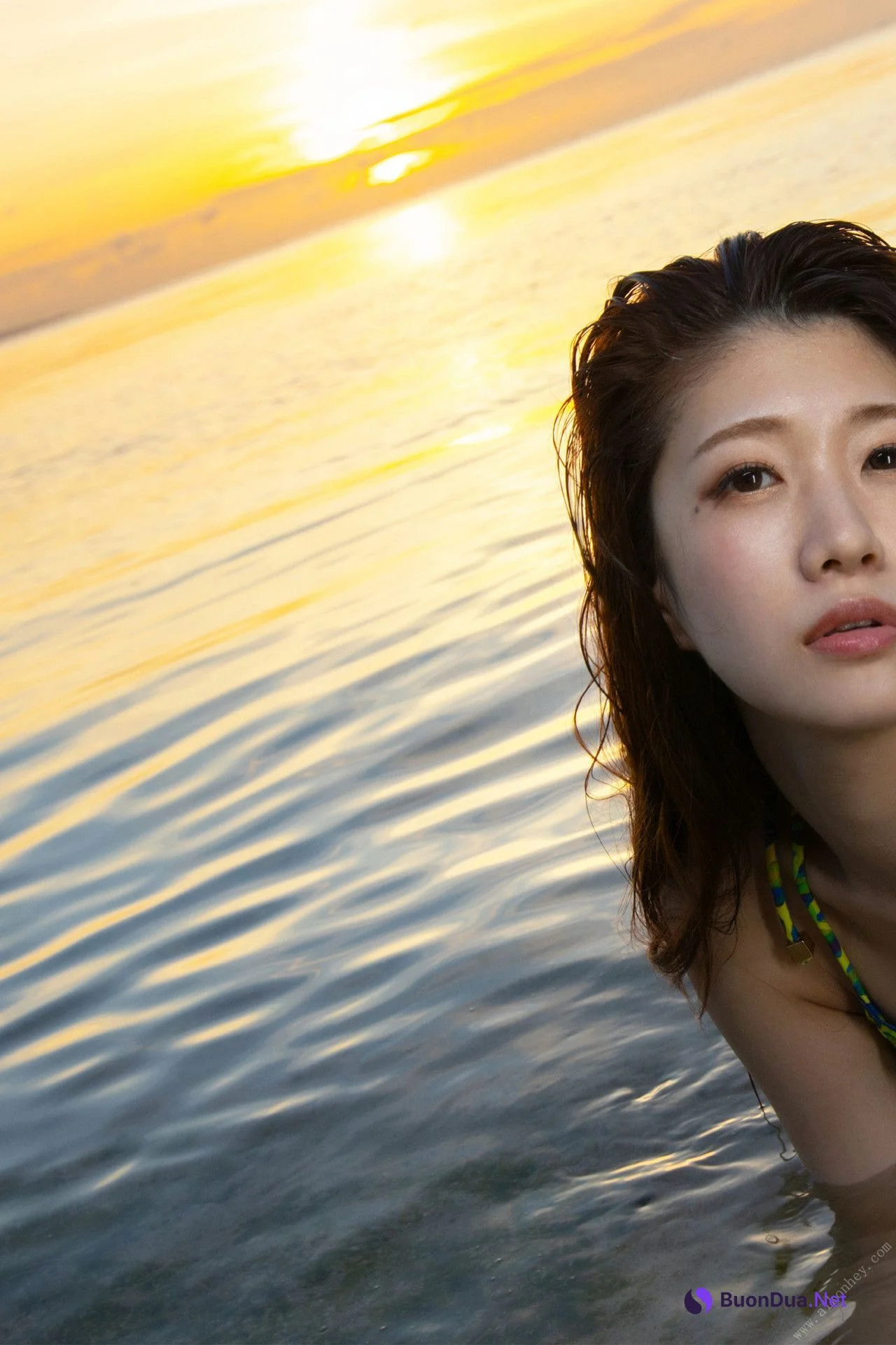 Minaho Ariga 有賀みなほ, ヘアヌード写真集 「CRAZY SUMMER」 Set.04 - รูปภาพ 5