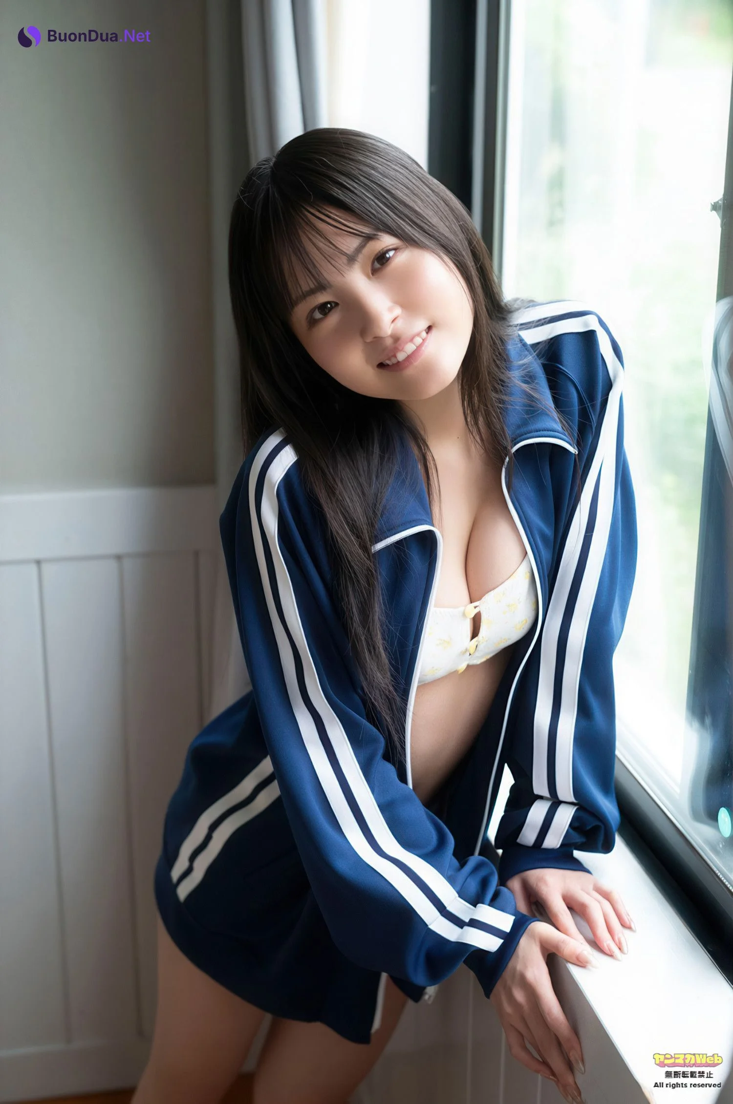Minami Arimura 有村南海, Young Magazine 2025 No.31 (ヤングマガジン 2025年31号) - Photo 9