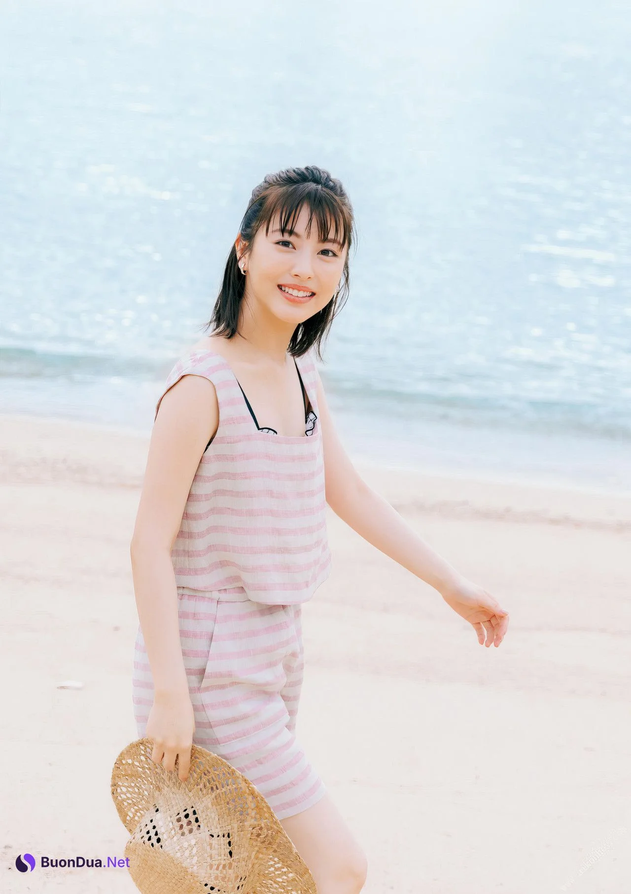 Minami Hamabe 浜辺美波, デジタル写真集 [20] Set.01 - Photo 13