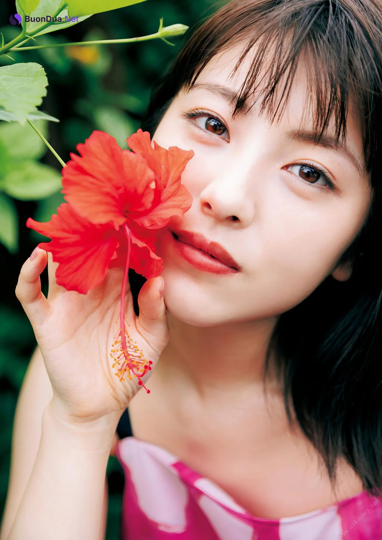 Minami Hamabe 浜辺美波, デジタル写真集 [20] Set.01 - Photo 9