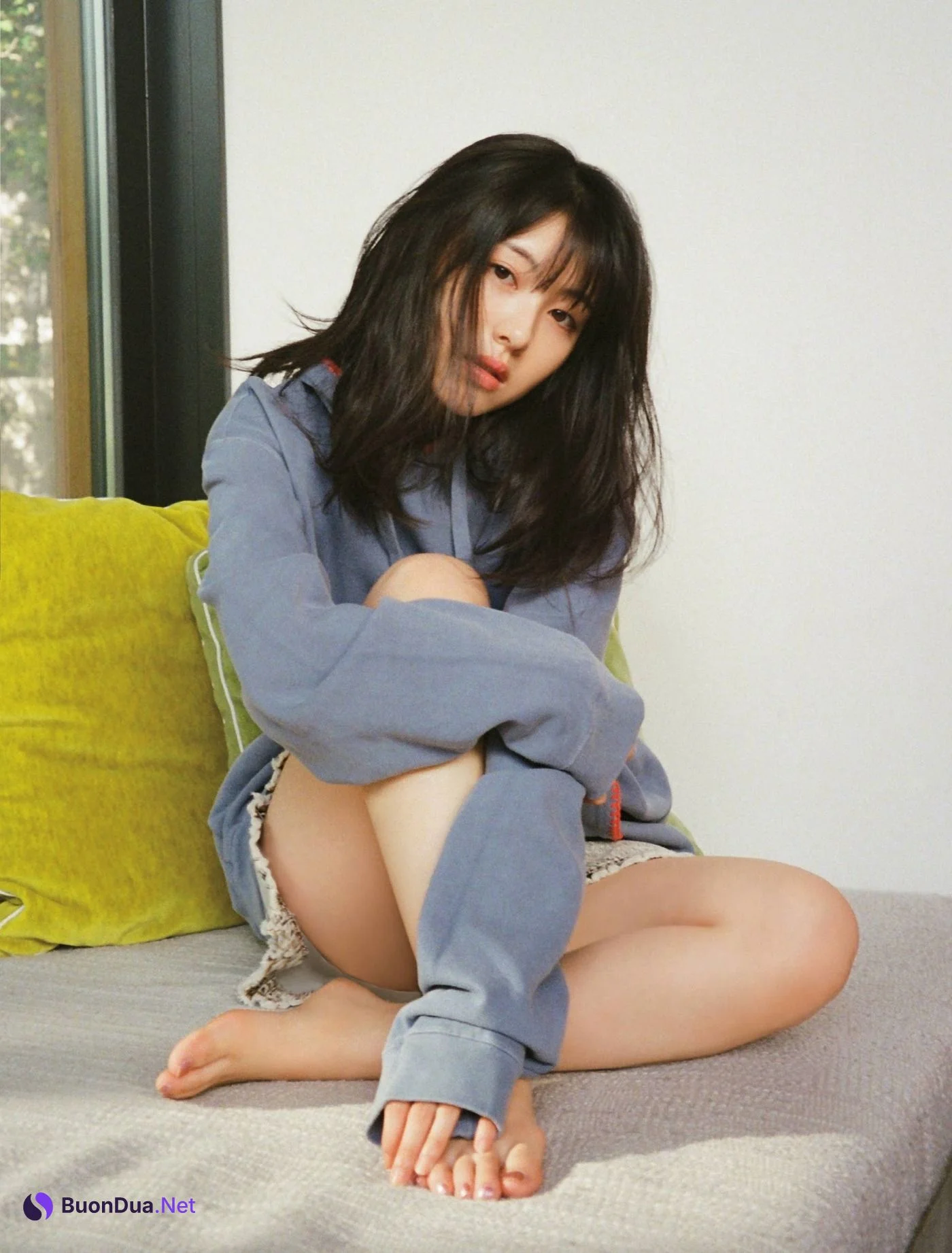 Minami Hamabe 浜辺美波, FRIDAY 2021.03.05 (フライデー 2021年3月5日号) - Photo 2