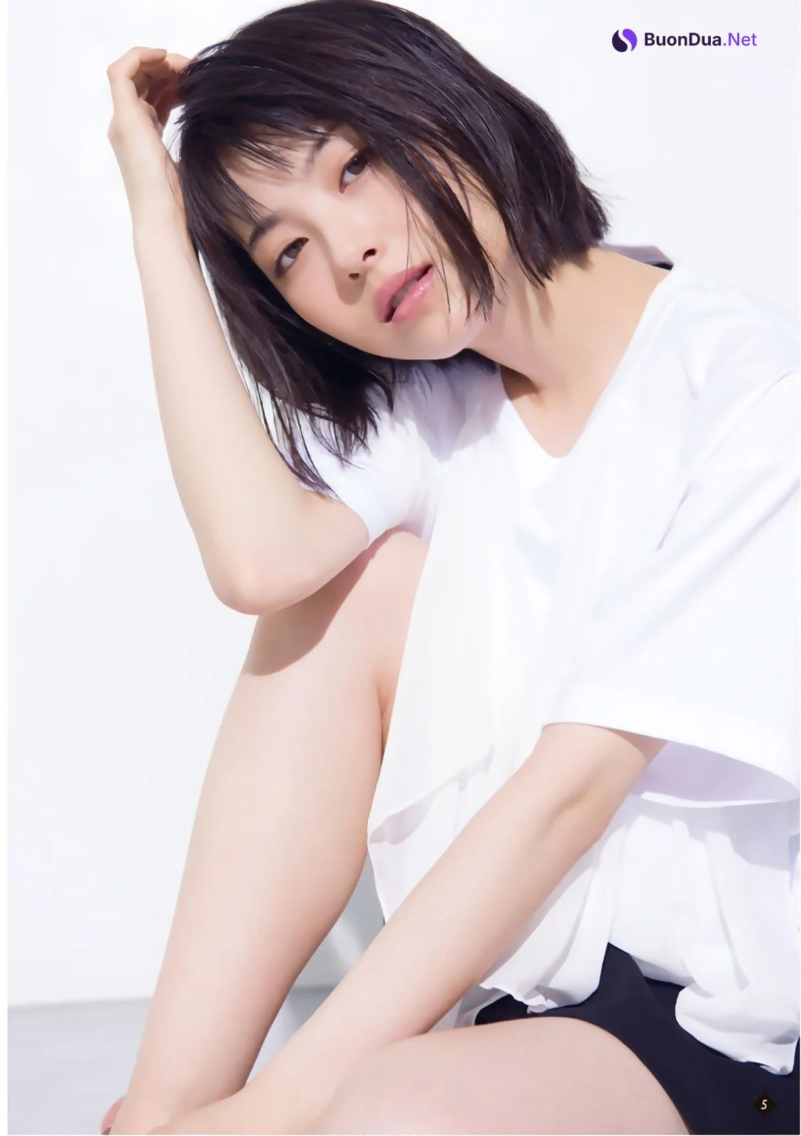 Minami Hamabe 浜辺美波, Shonen Magazine 2019 No.34 (少年マガジン 2019年34号) - Photo 6