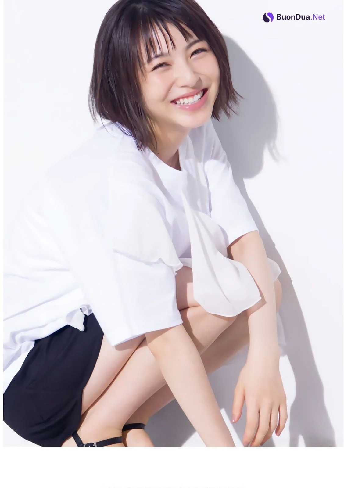 Minami Hamabe 浜辺美波, Shonen Magazine 2019 No.34 (少年マガジン 2019年34号) - Photo 8