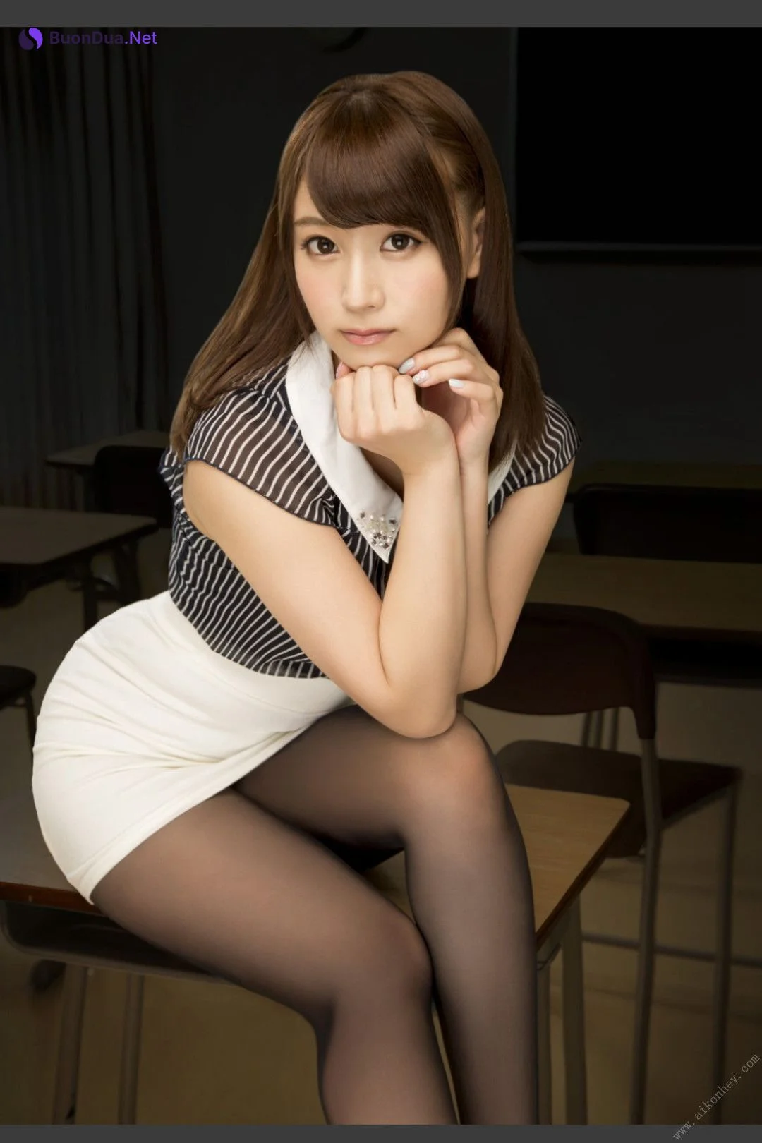 Minami Hatsukawa 初川みなみ, Cover 写真集 「Be in Love」 Set.01 - Photo 14