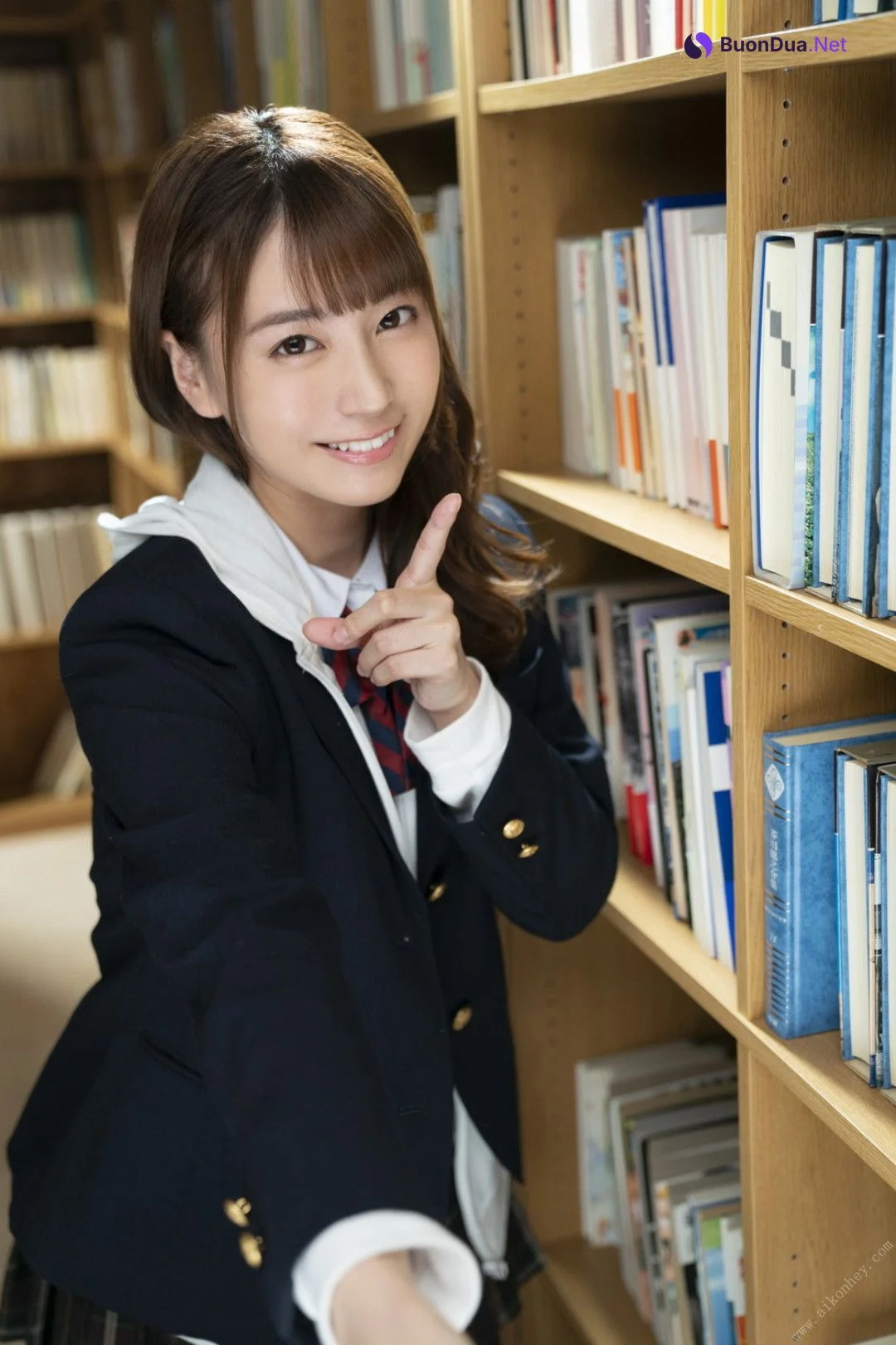 Minami Hatsukawa 初川みなみ, Cover 写真集 「Be in Love」 Set.03 - Photo 4