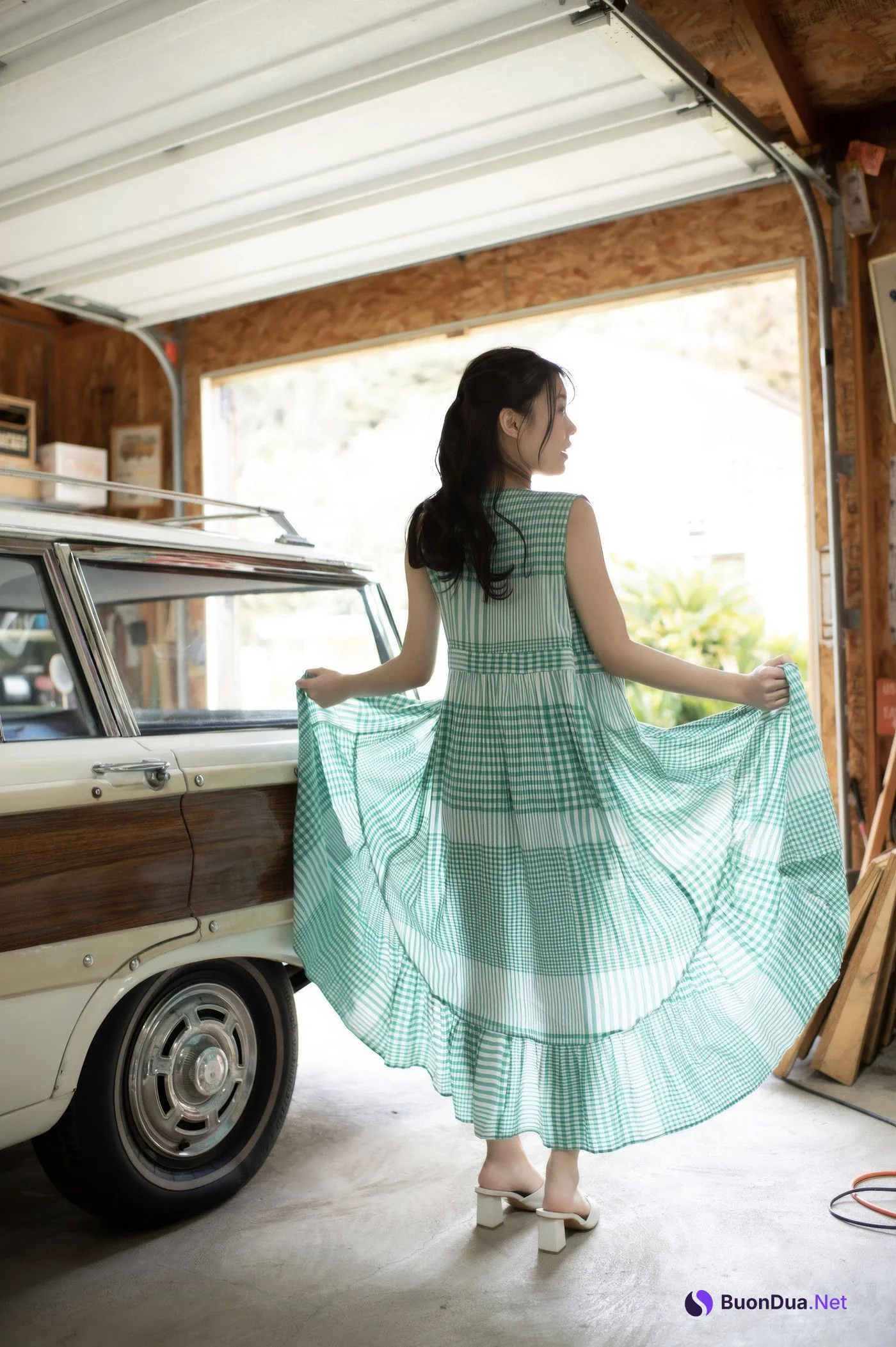 Minami Hironaka 広仲みなみ, グラビア写真集 ‘SOUTH BLUE’ Set.02 - Photo 12