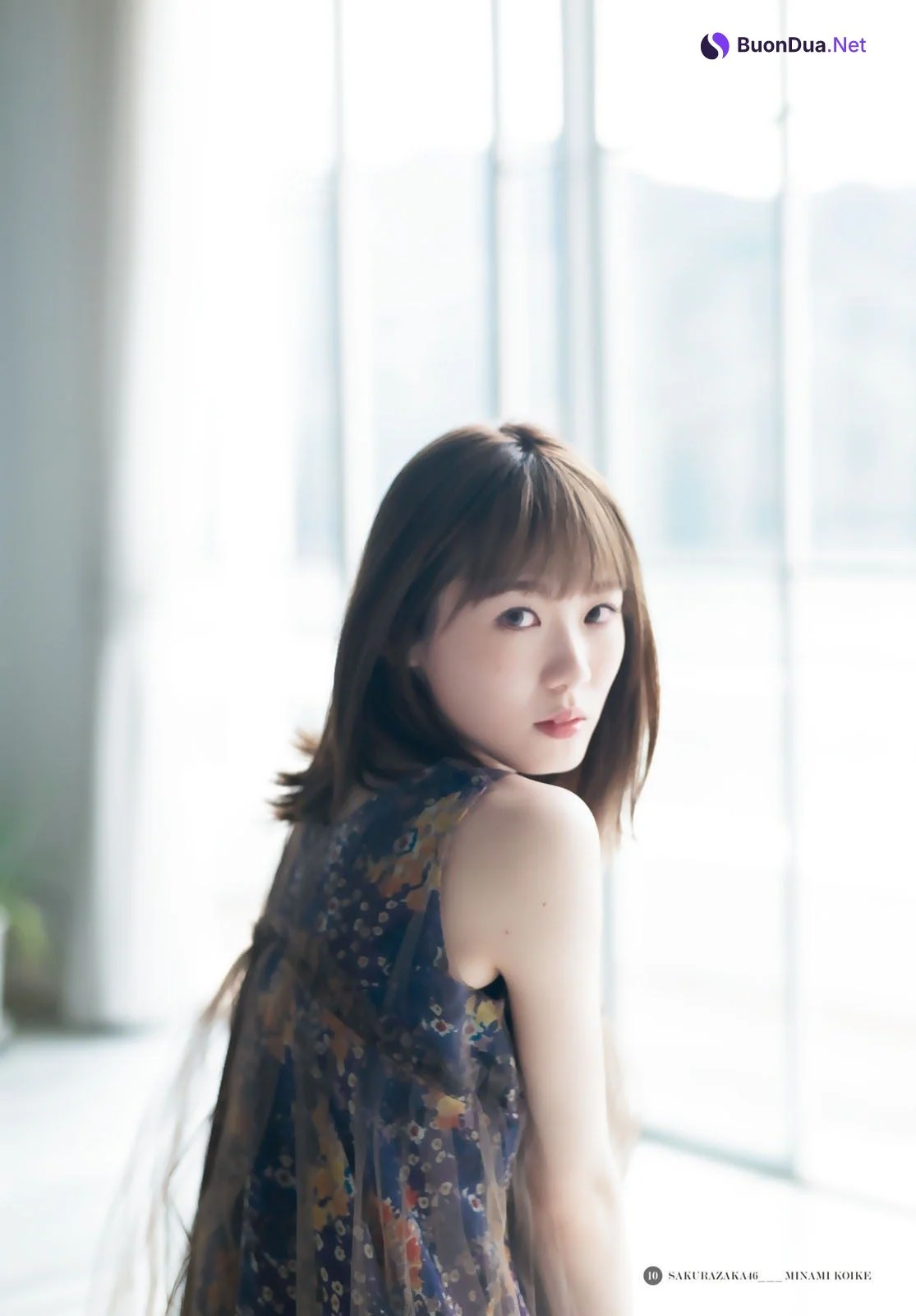 Minami Koike 小池美波, Shonen Magazine 2020 No.52 (週刊少年マガジン 2020年52号) - Photo 9