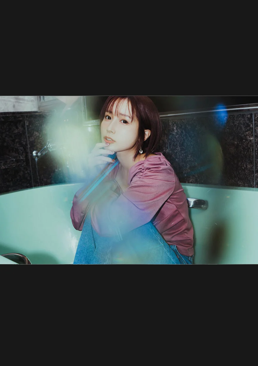 Minami Kojima 小島みなみ, 写真集 #Escape Set.01