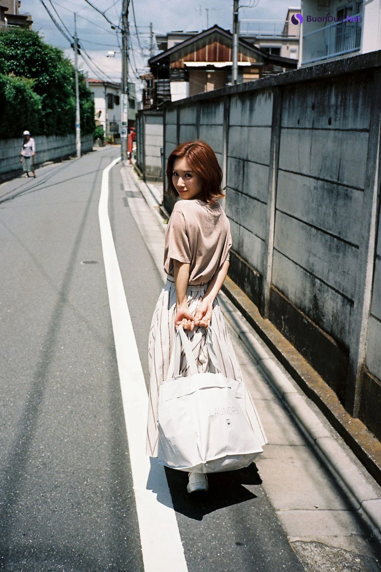 Minami Kojima 小島みなみ, 週刊ポストデジタル写真集 いっしょに住まない？ Set.02 - Photo 3