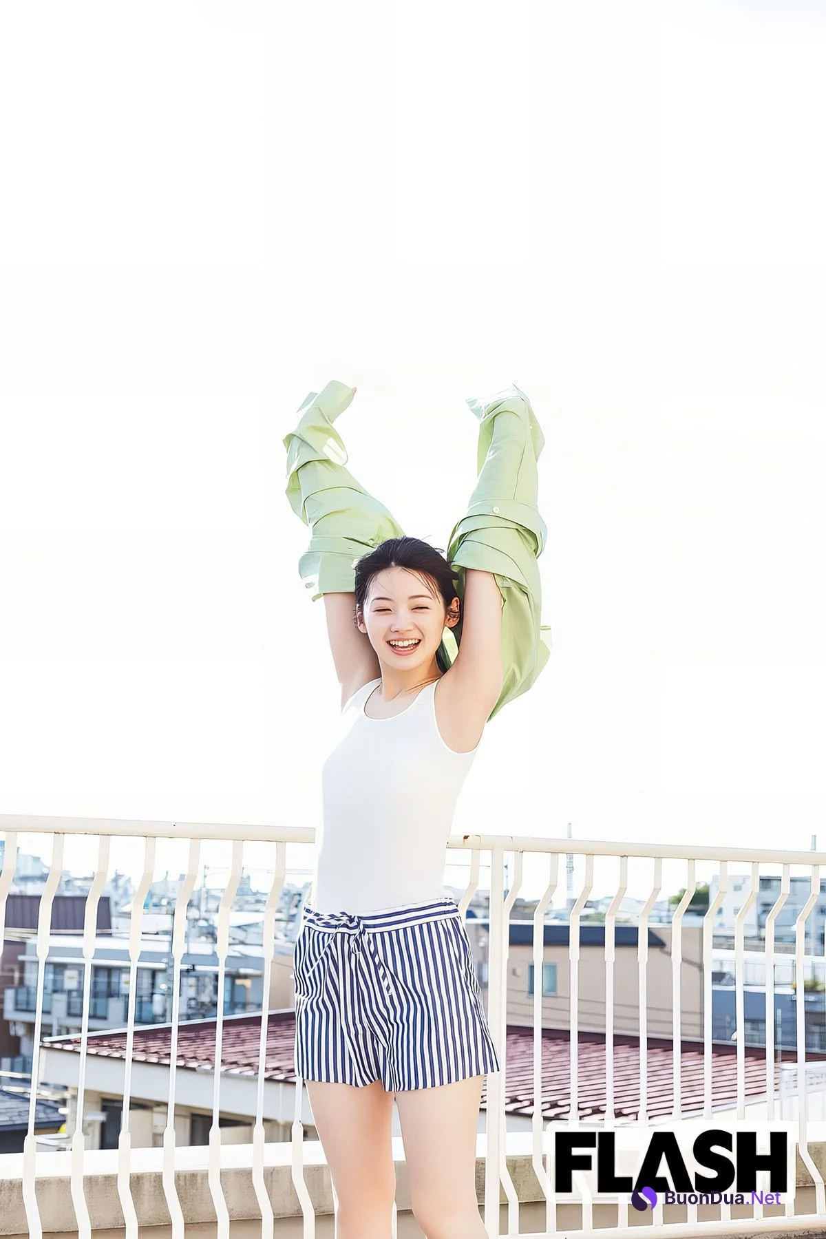 Minami Kotona 南琴奈, FLASH 2024.10.15 (フラッシュ 2024年10月15日号) - Photo 12