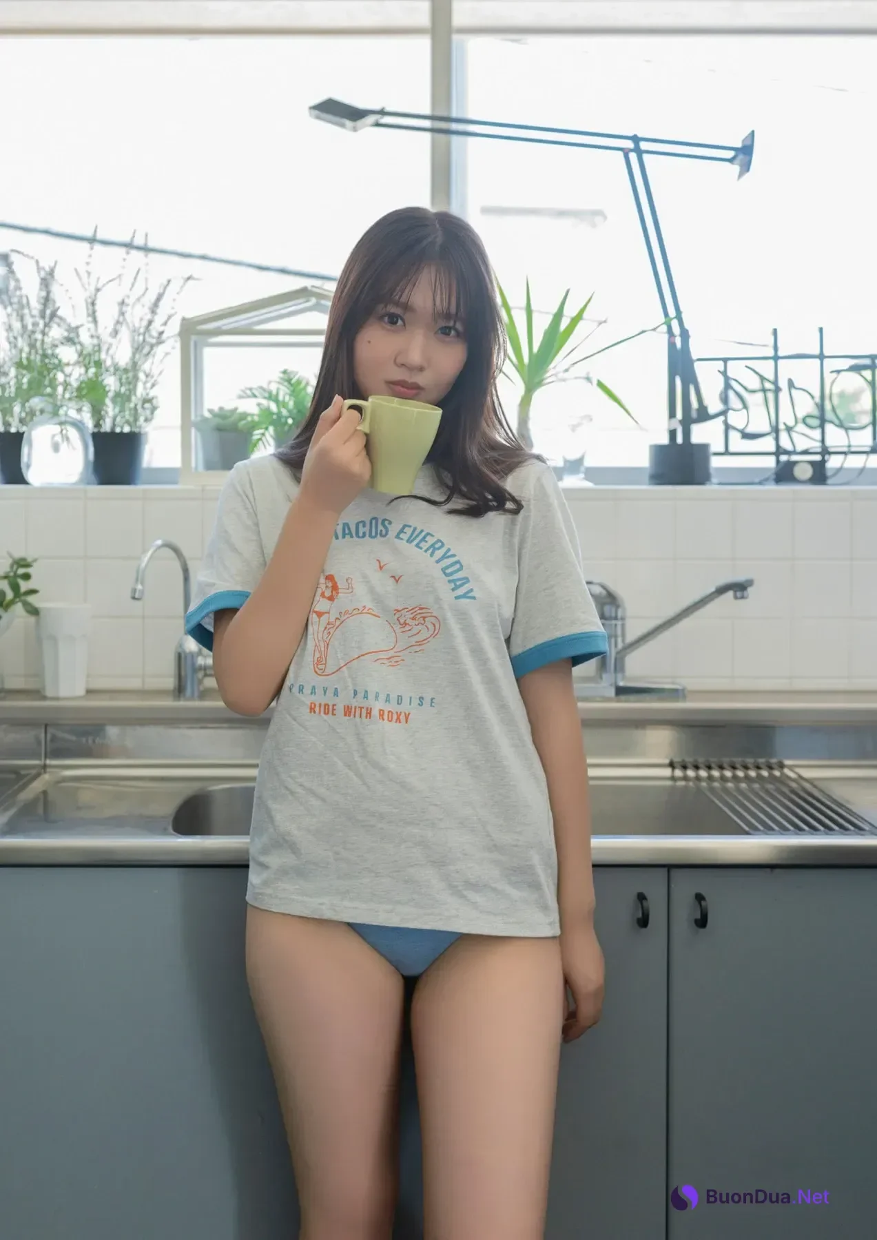Minami Miyuka 南みゆか, BOMBデジタル写真集 『気まぐれな果実』 - Photo 4